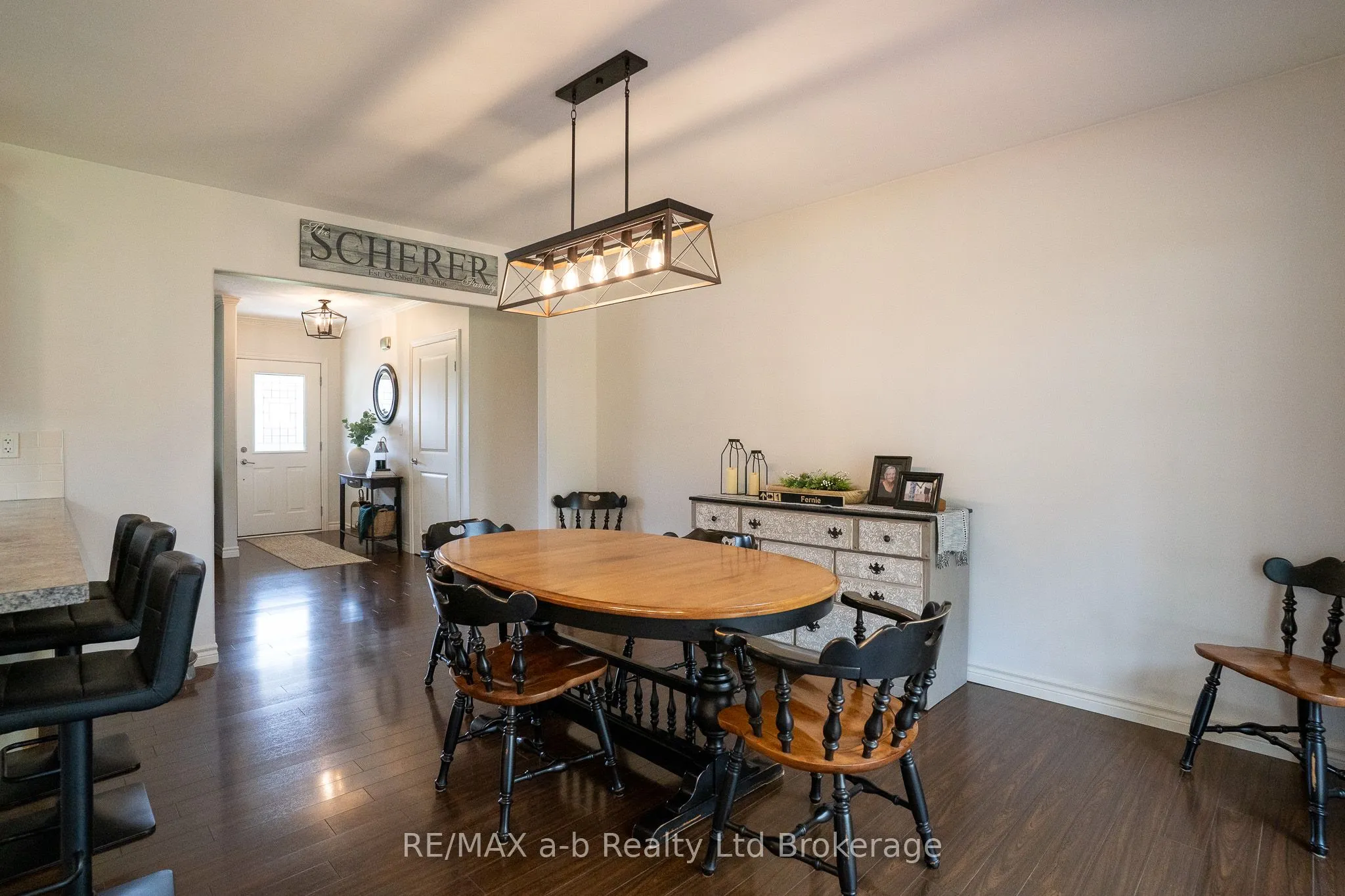 4 Otterview Drive