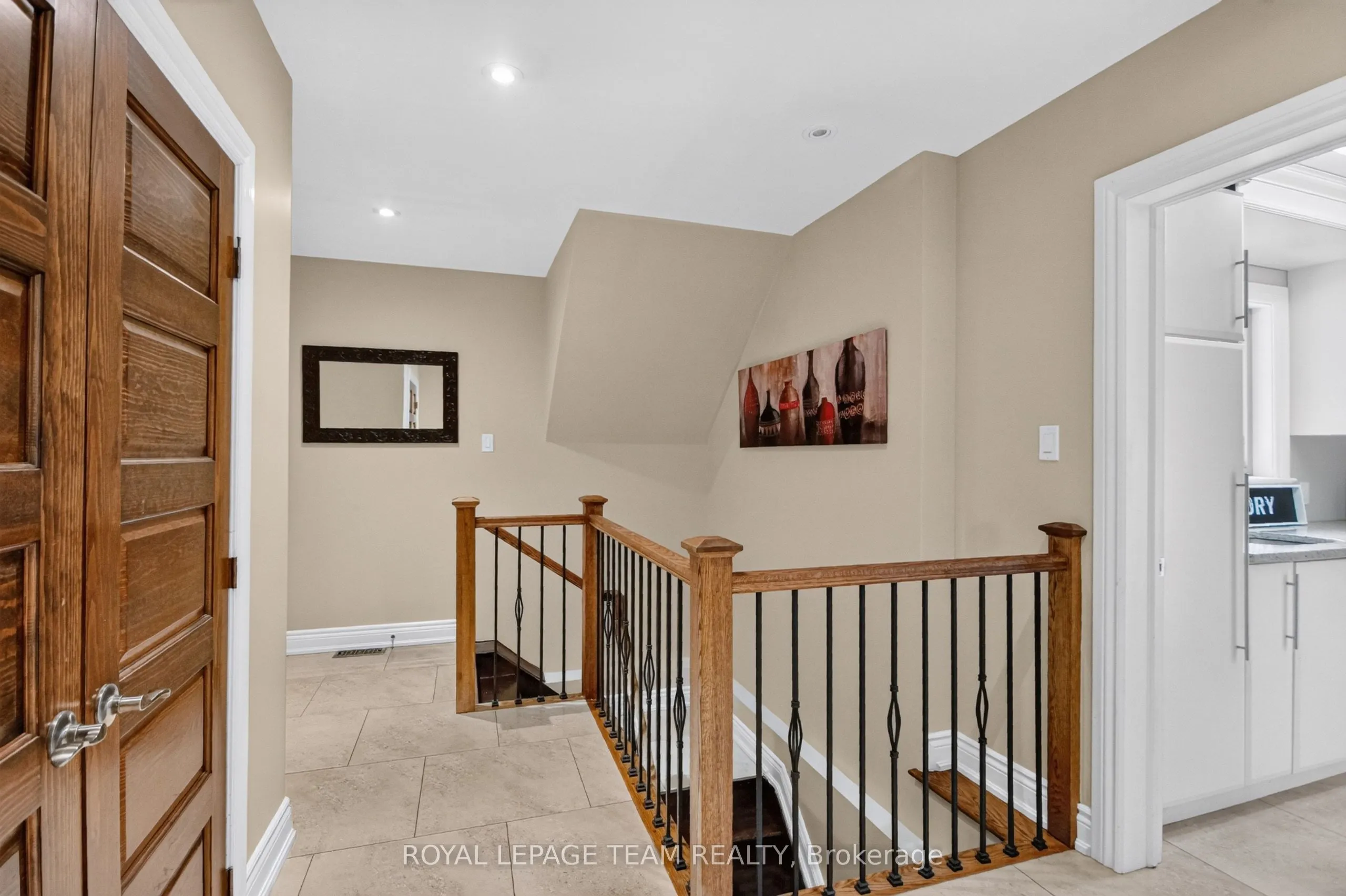 1425 Balmoral Drive