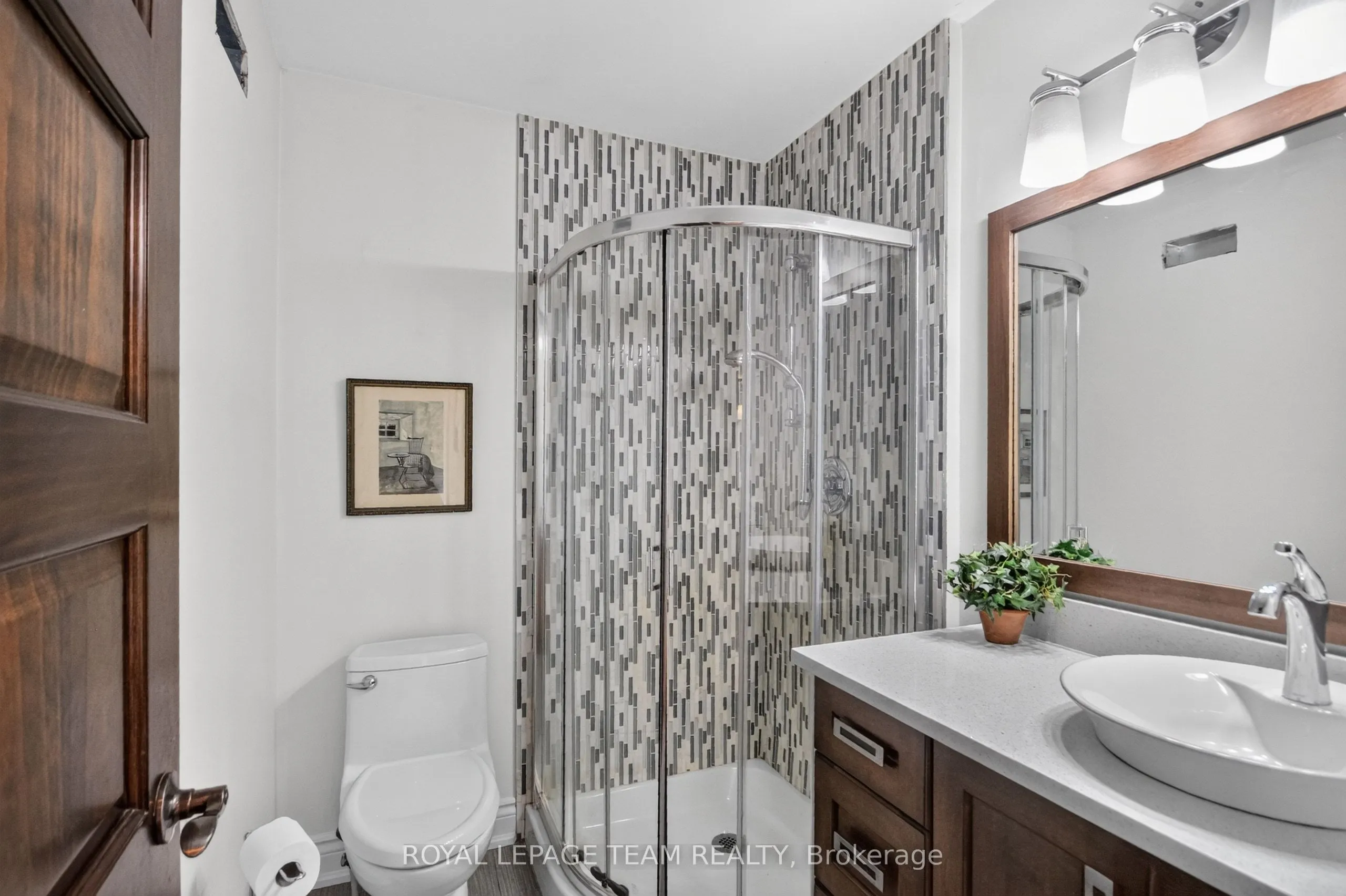 1425 Balmoral Drive