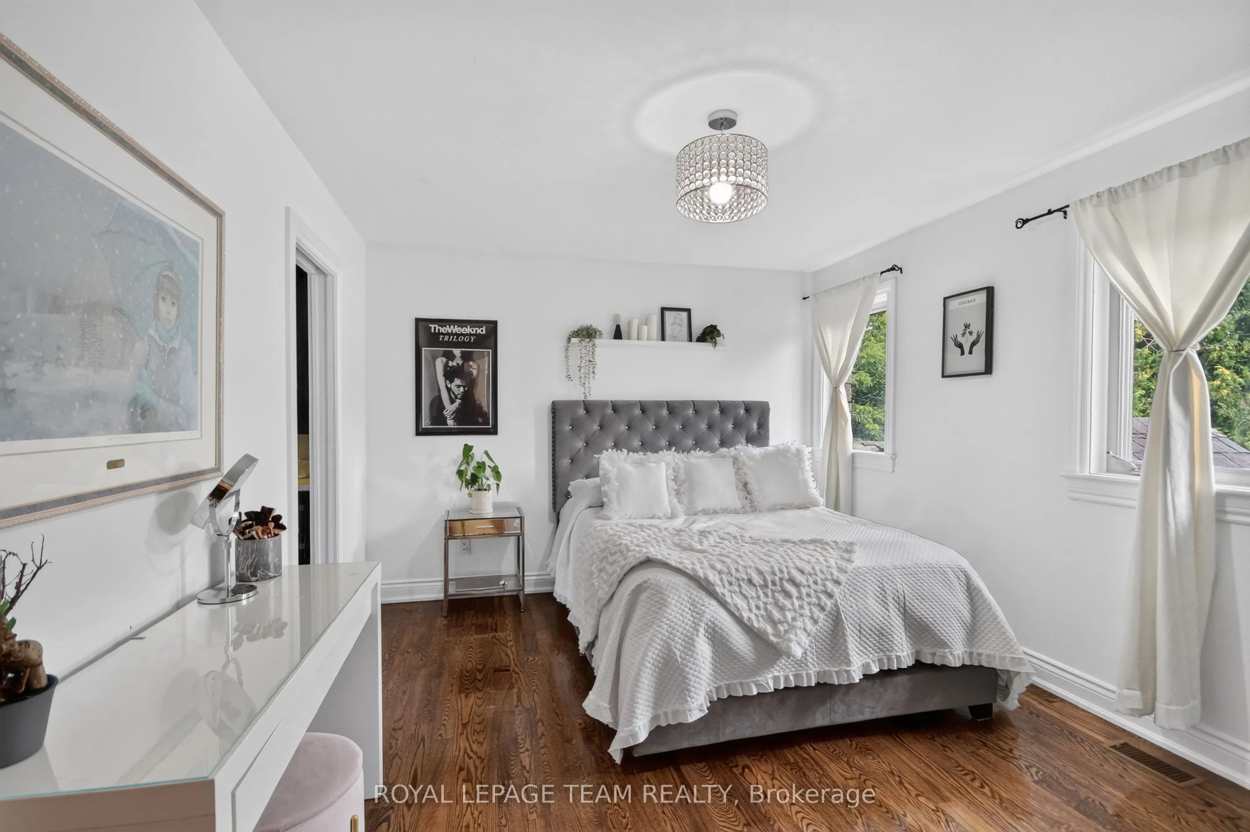 1425 Balmoral Drive