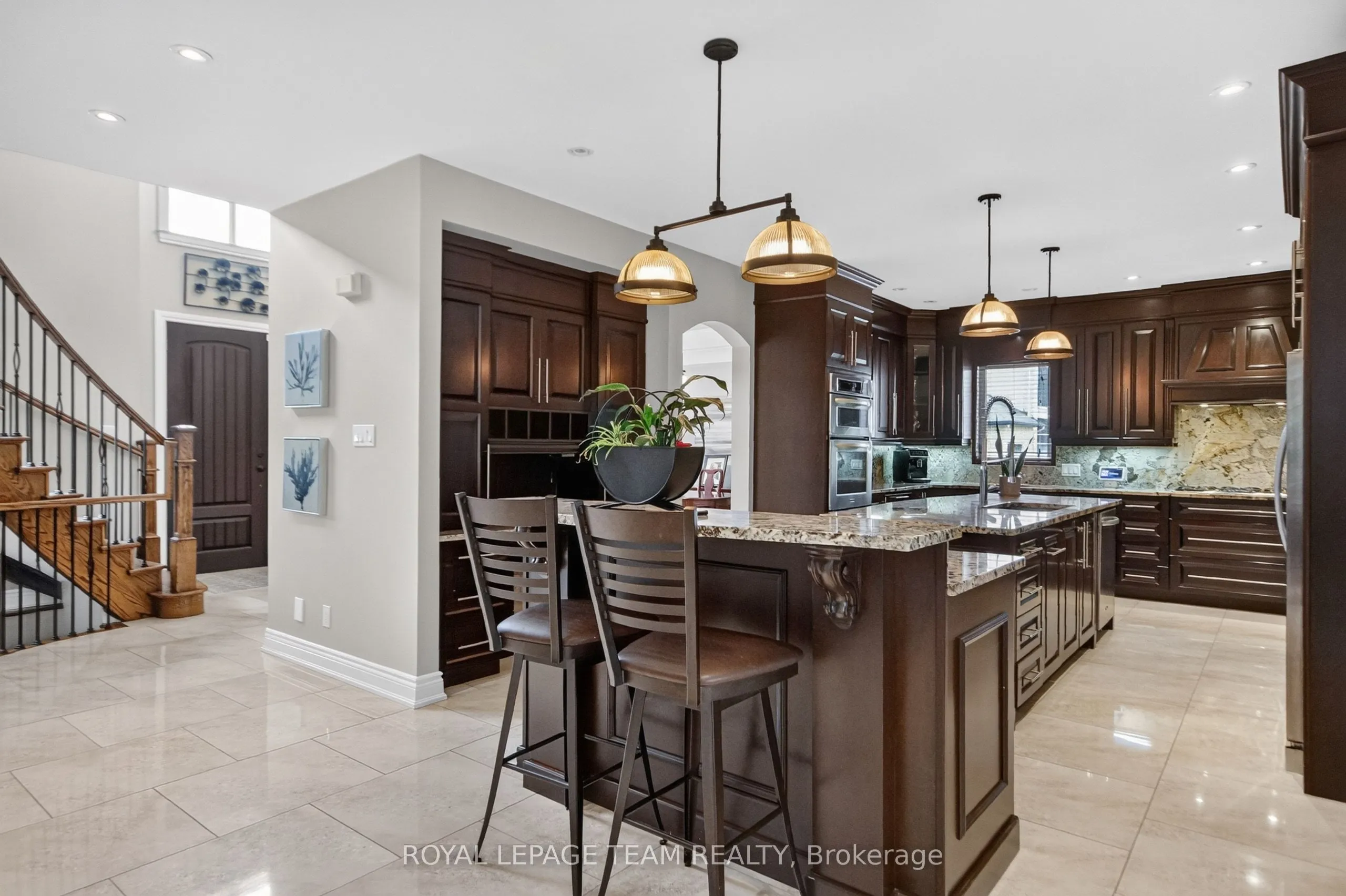 1425 Balmoral Drive