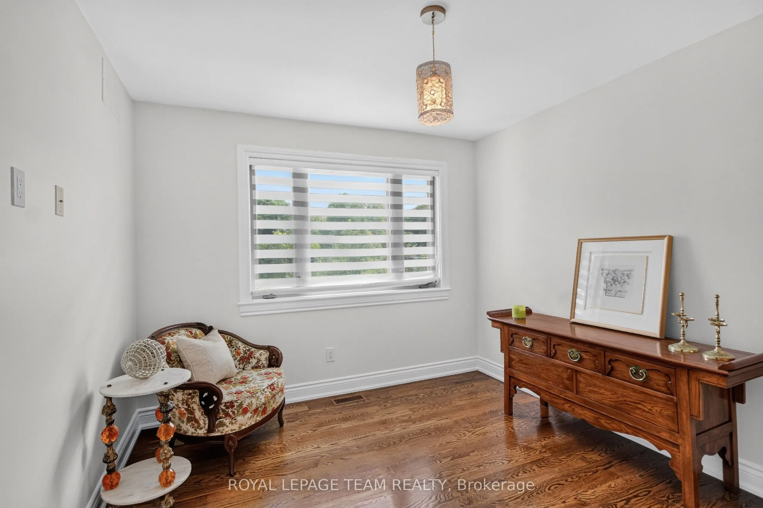 1425 Balmoral Drive