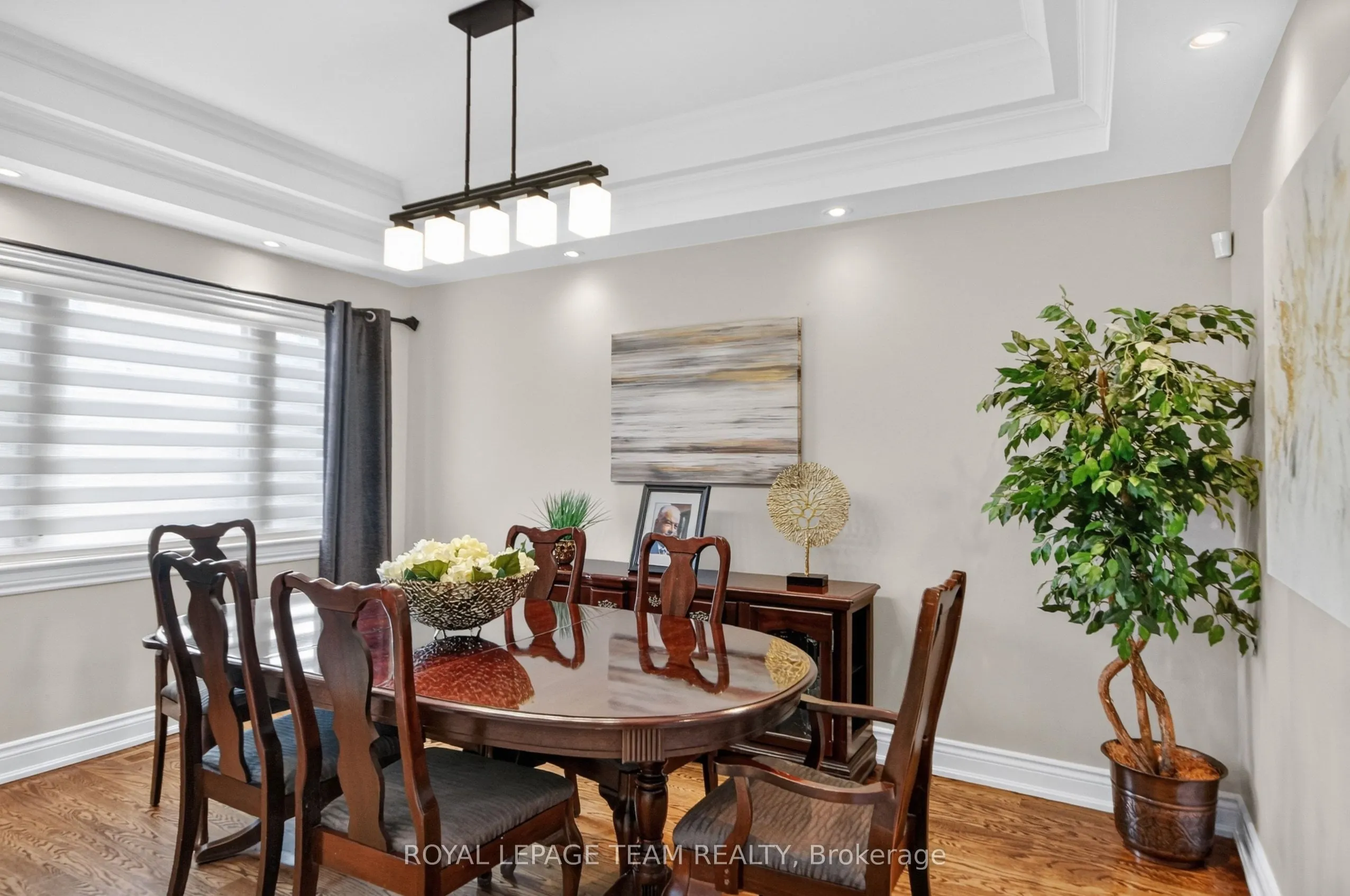 1425 Balmoral Drive