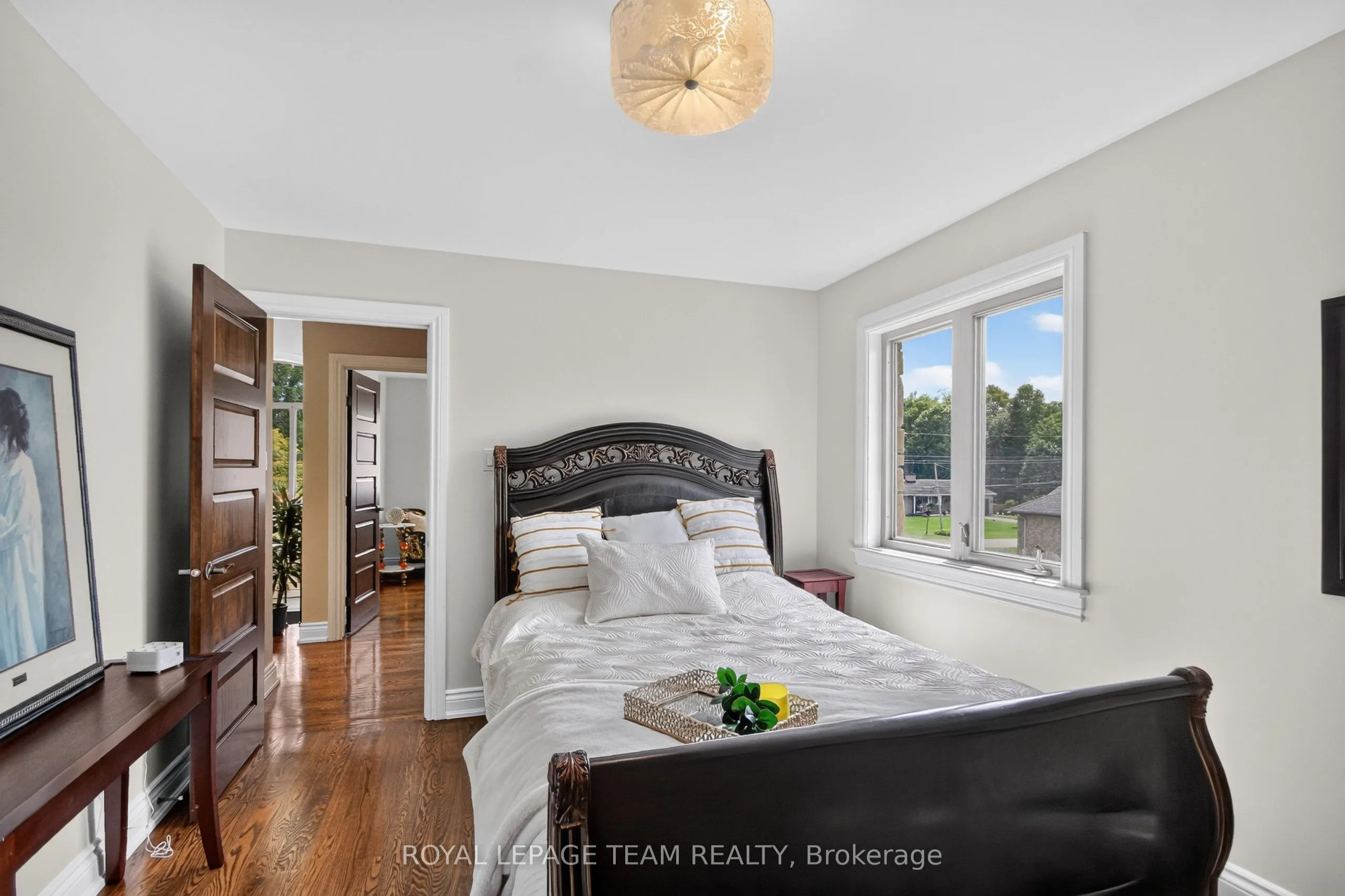 1425 Balmoral Drive