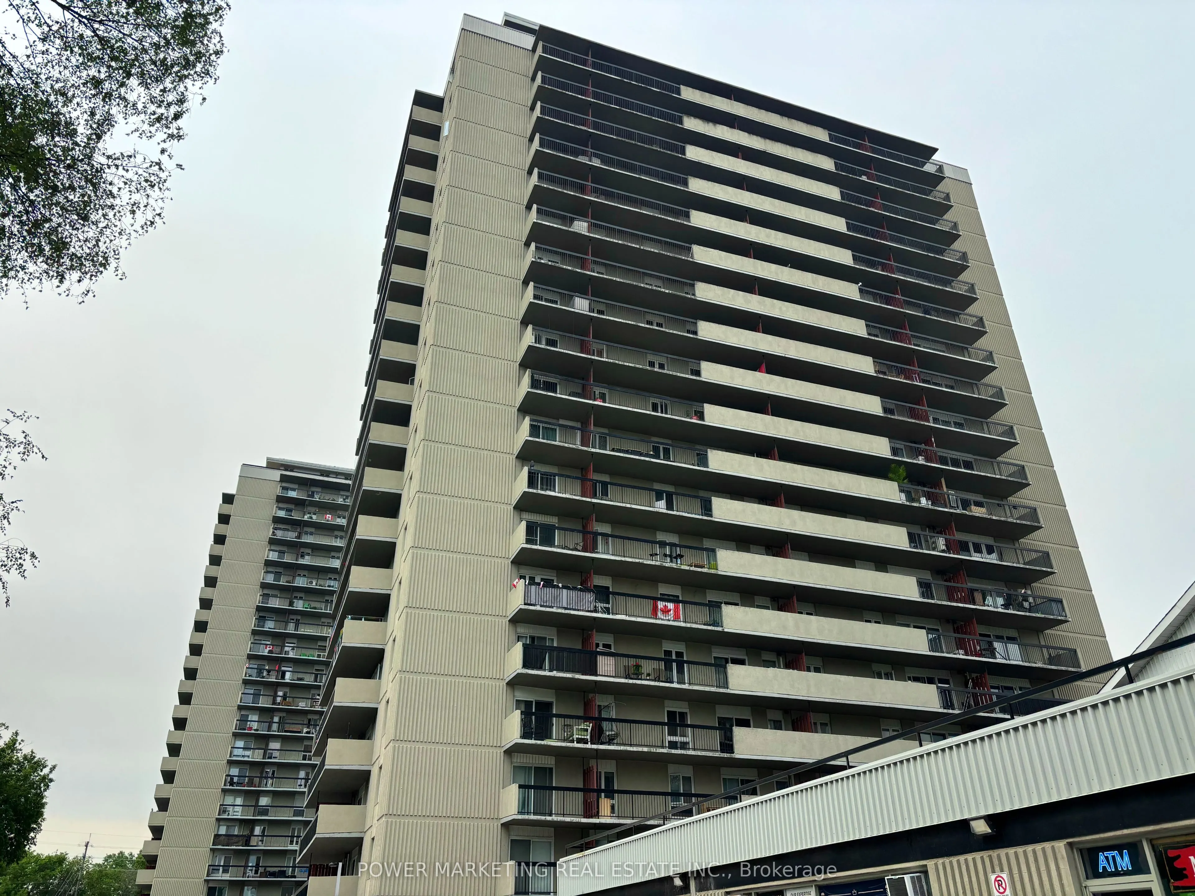 158B MCARTHUR Avenue #1604