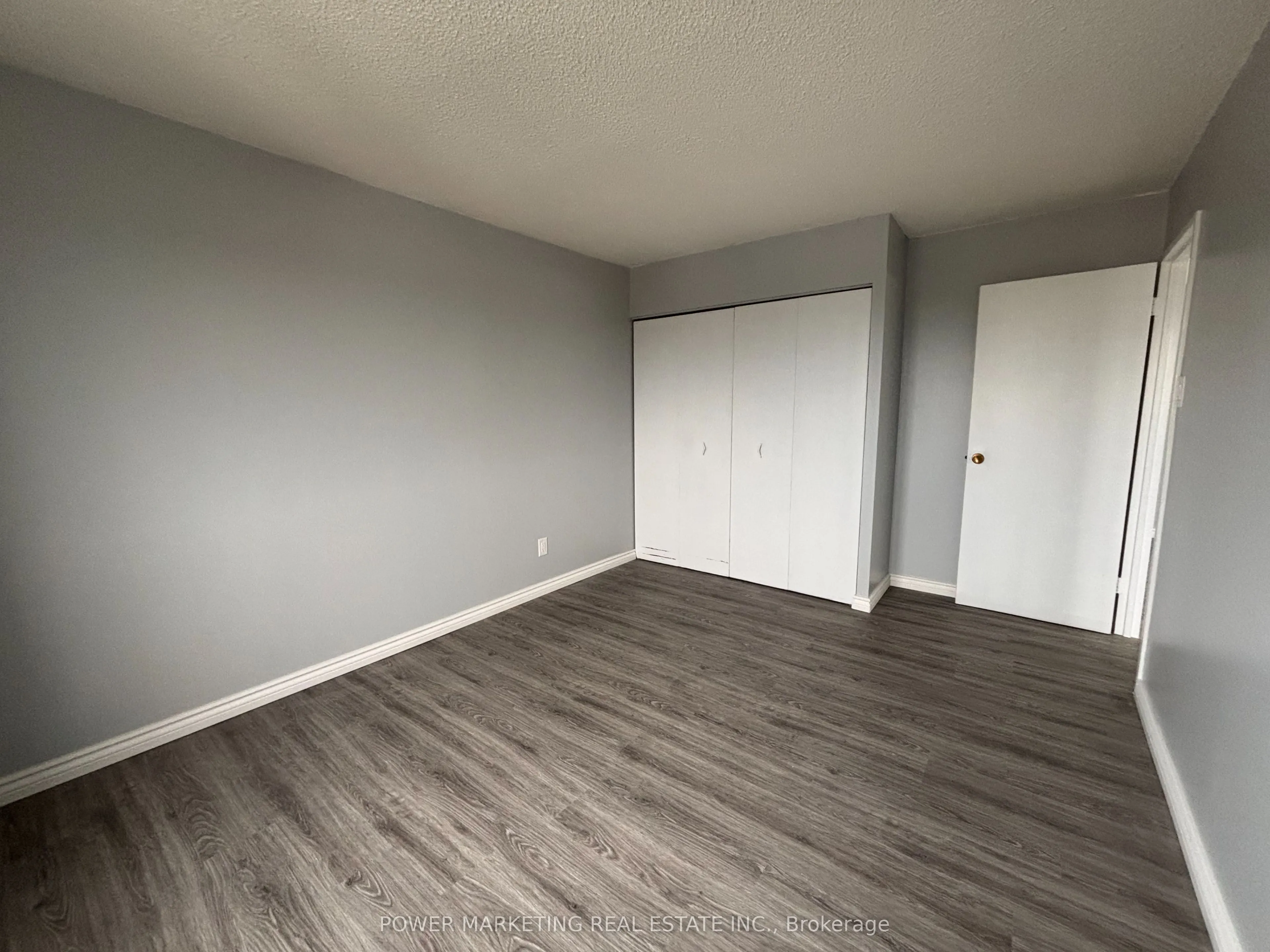 158B MCARTHUR Avenue #1604