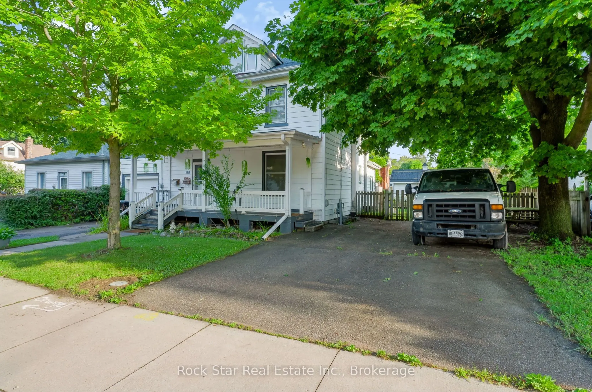 22 Rich Avenue