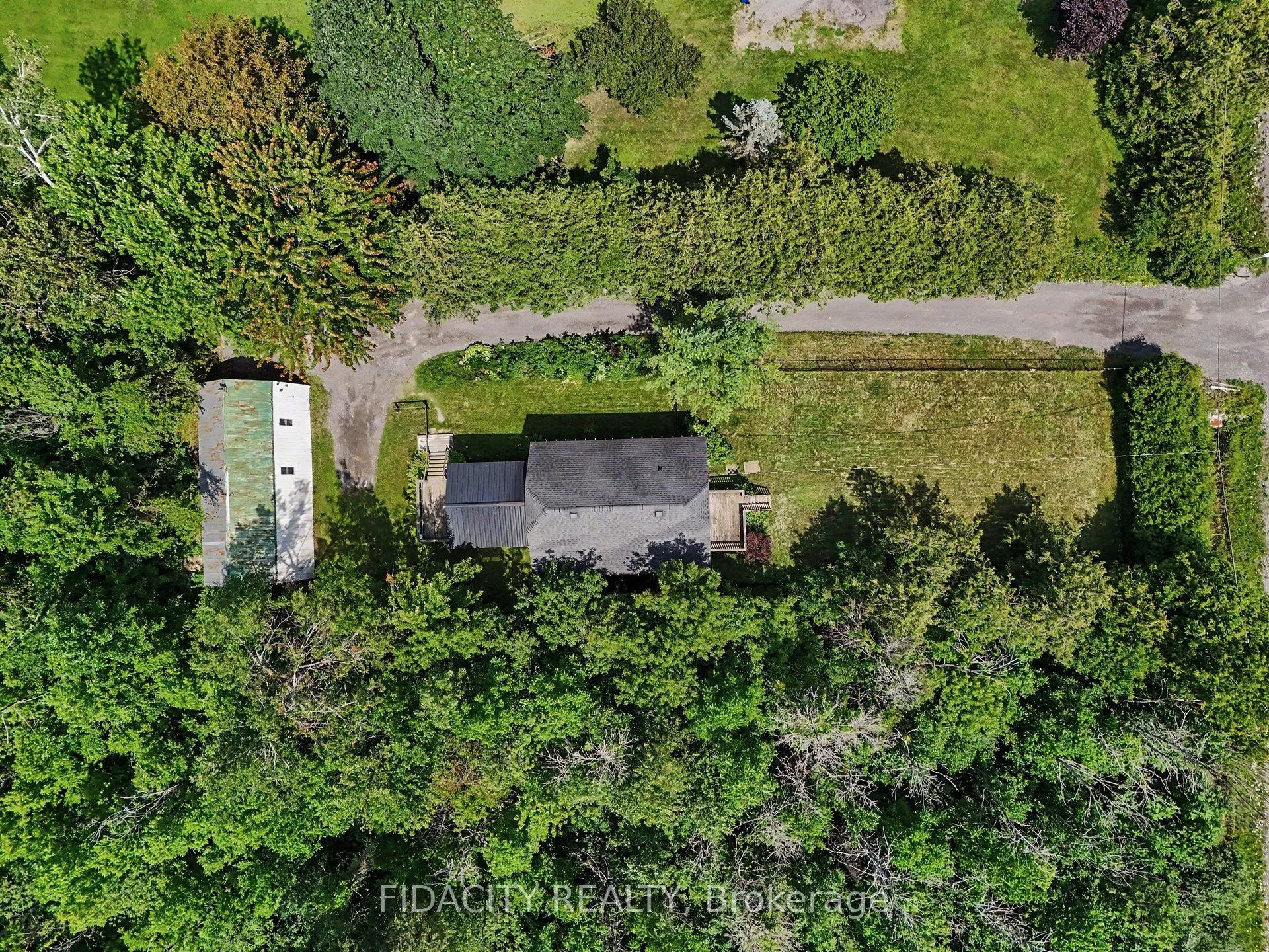 6811 Flewellyn Road