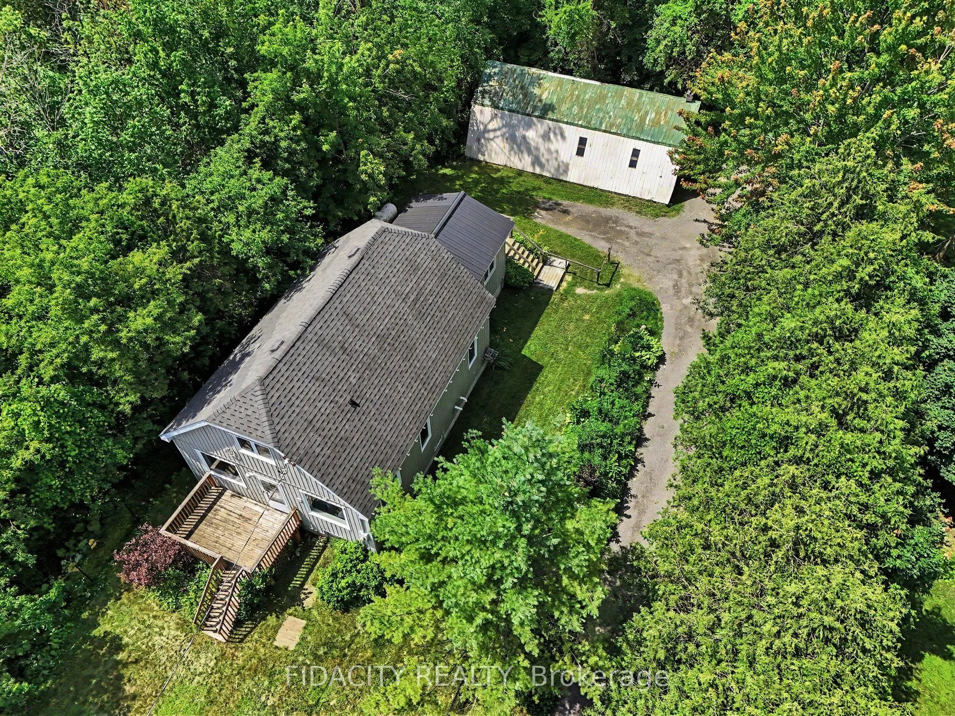 6811 Flewellyn Road