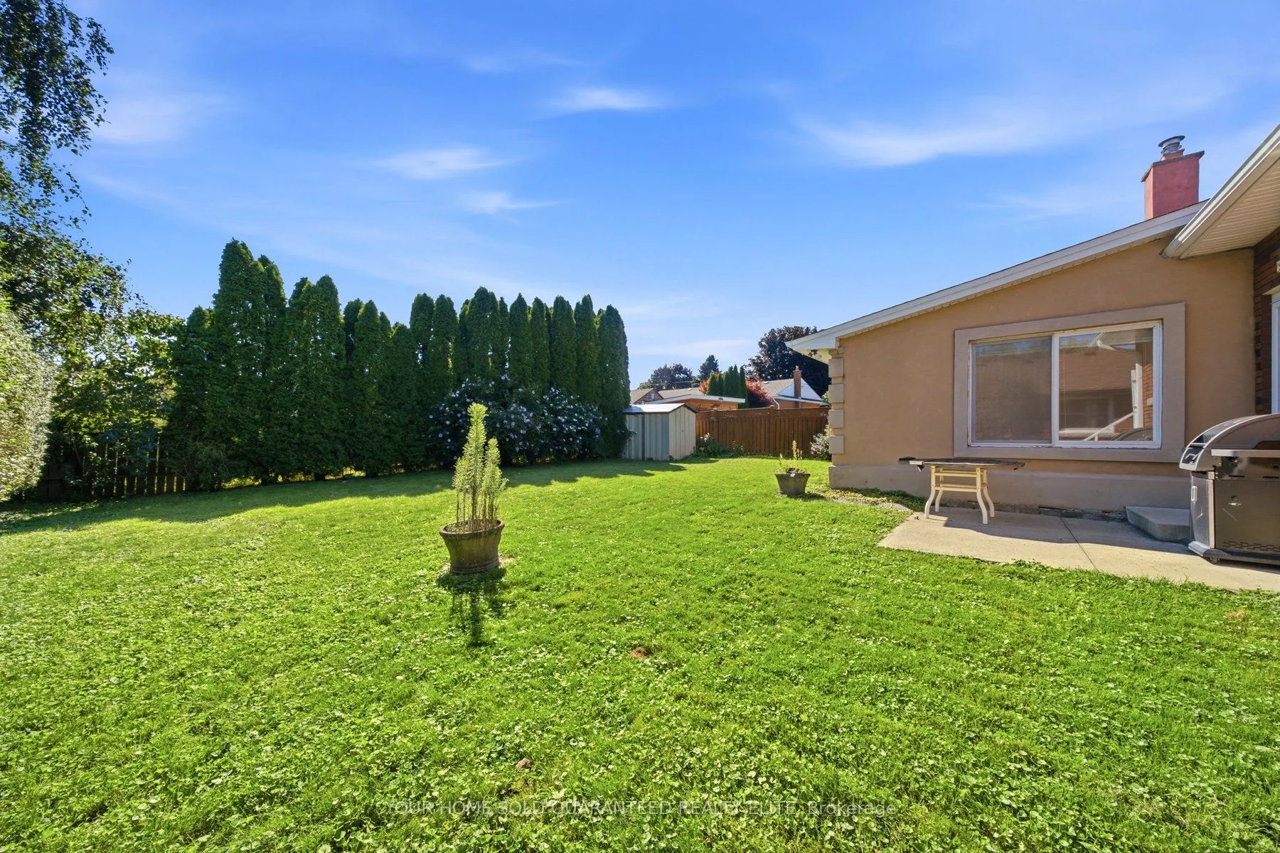 13 Lakeside Drive