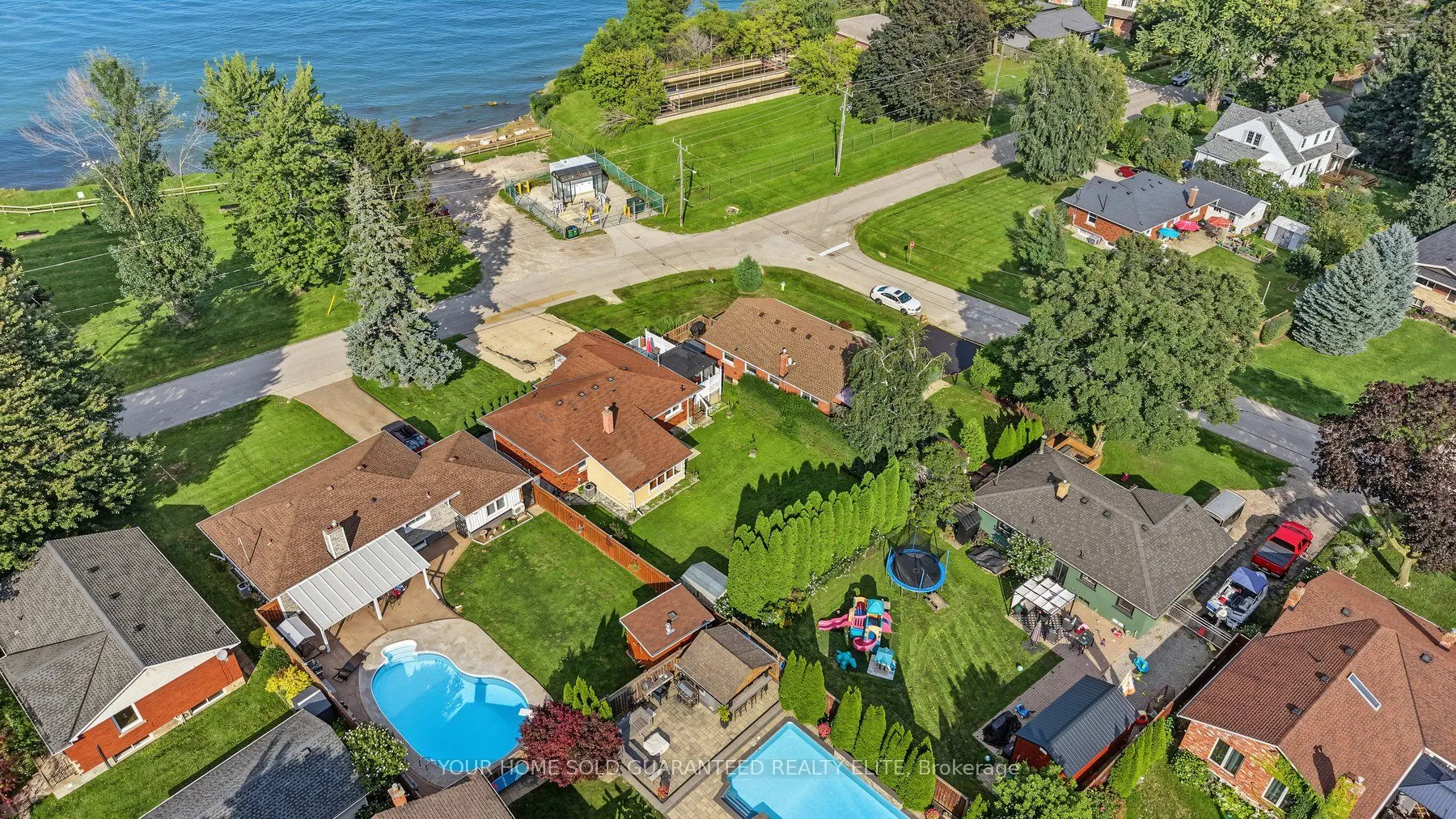 13 Lakeside Drive
