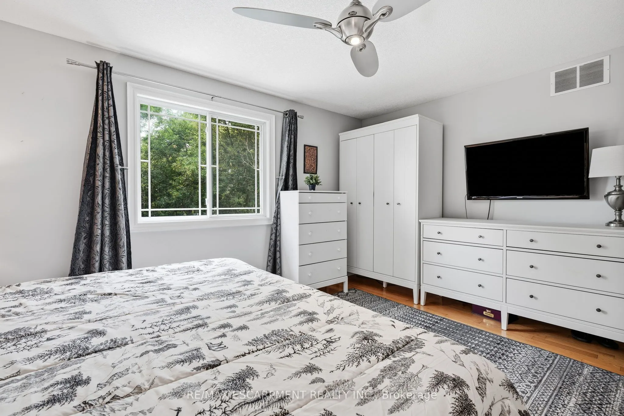 125 Langlaw Drive
