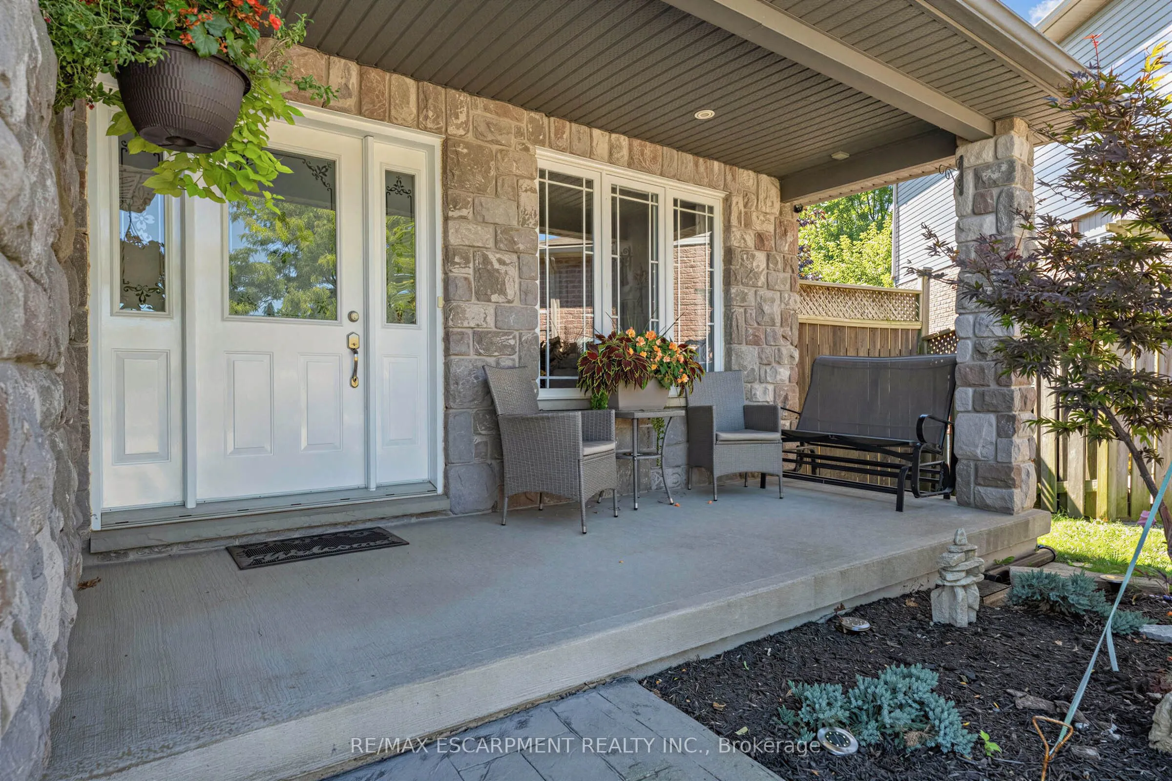 125 Langlaw Drive