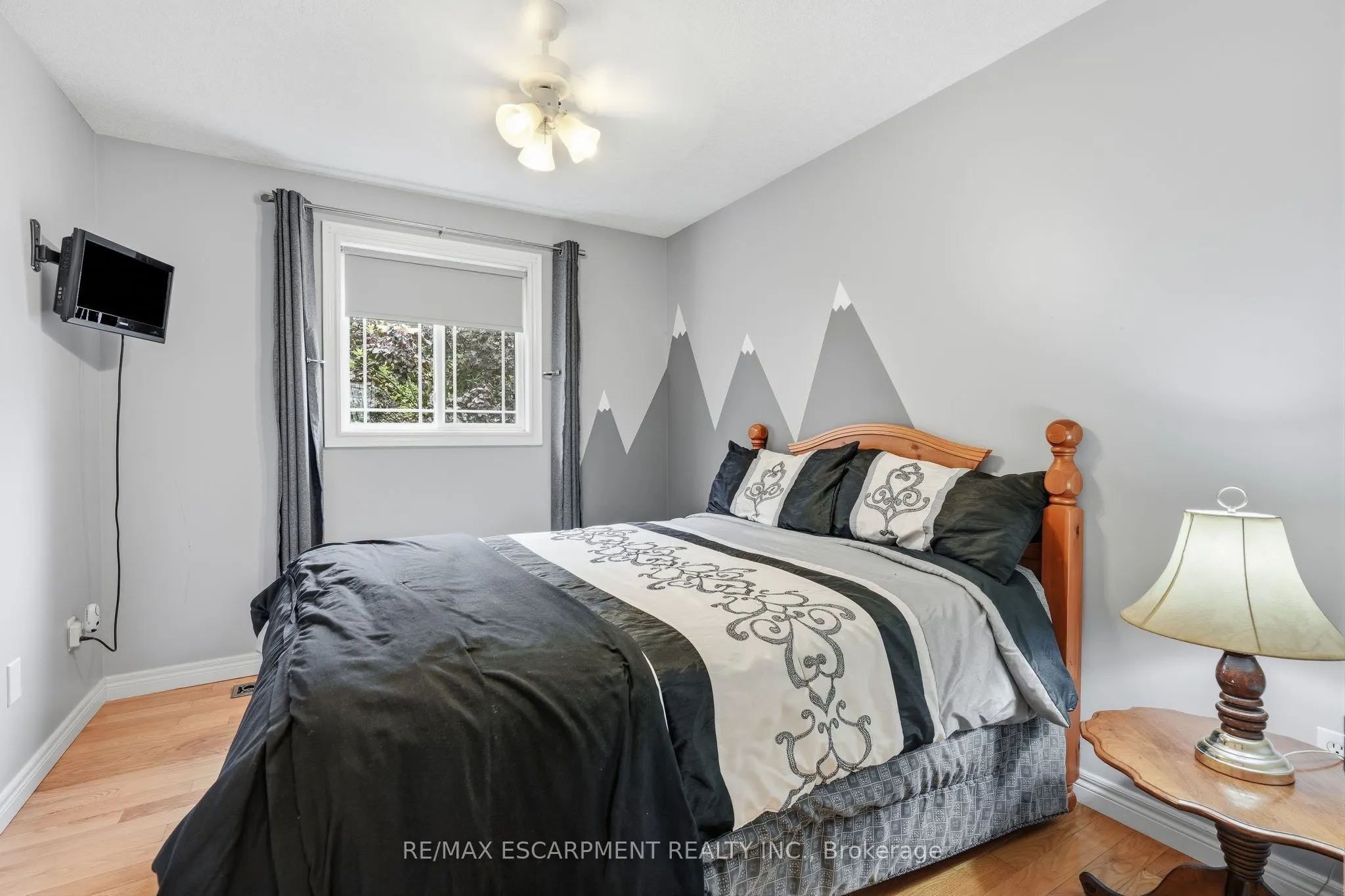 125 Langlaw Drive