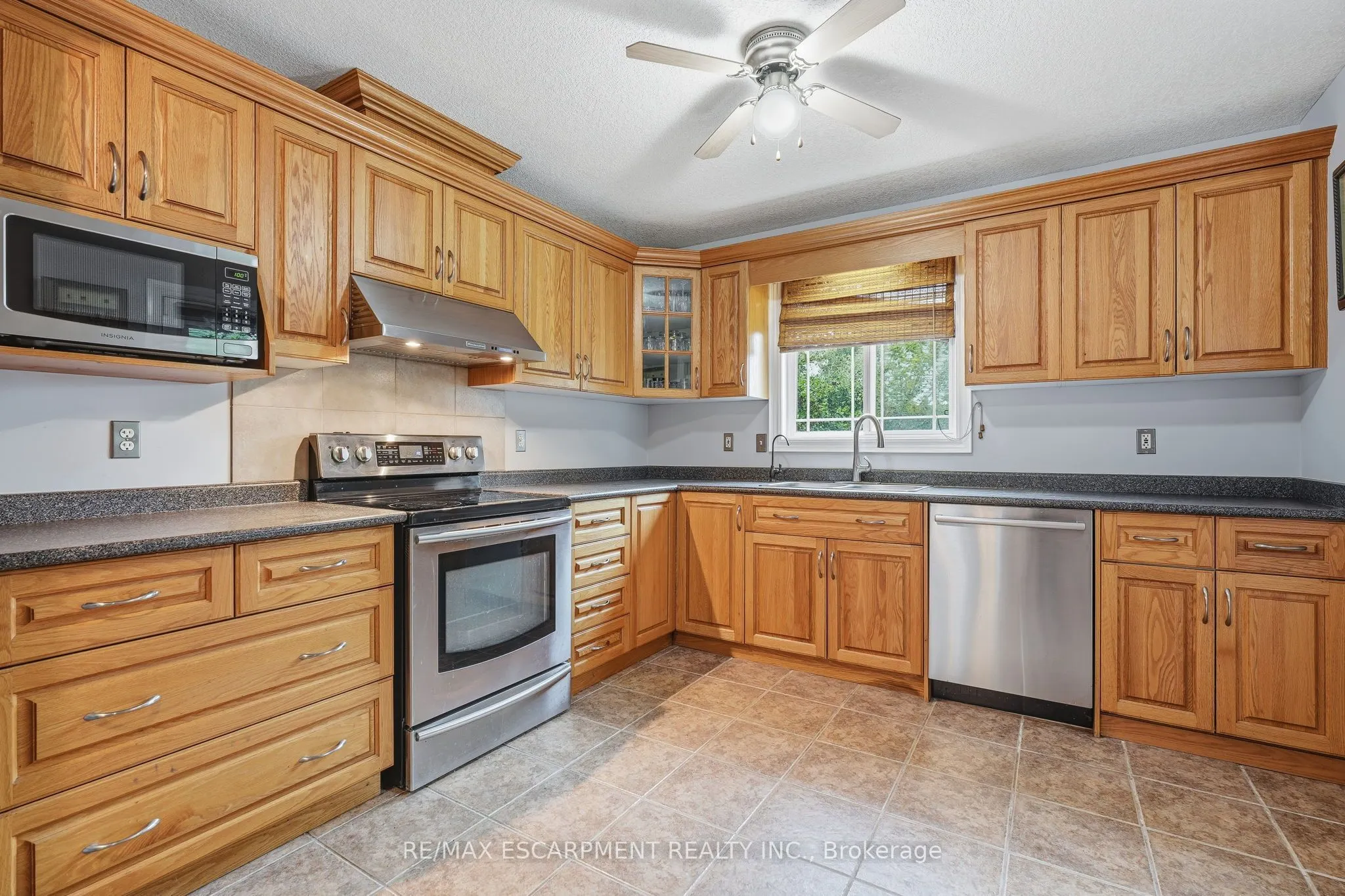 125 Langlaw Drive