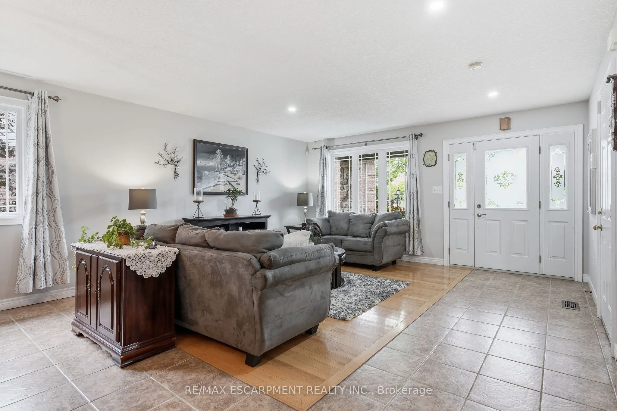 125 Langlaw Drive
