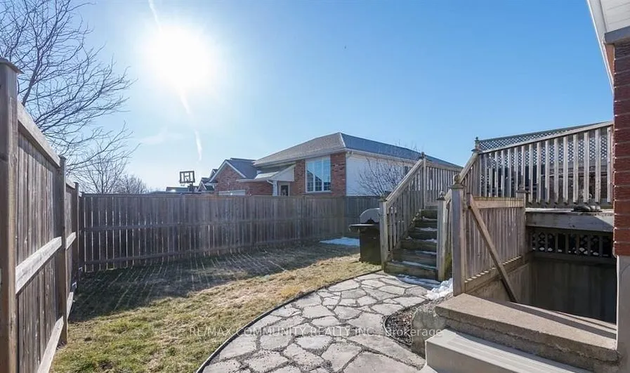 166 St. Lawrence Drive
