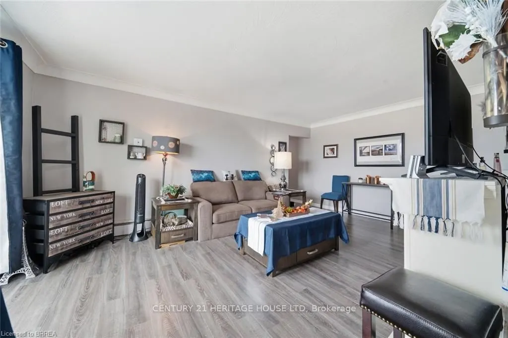 87 St George Street #508