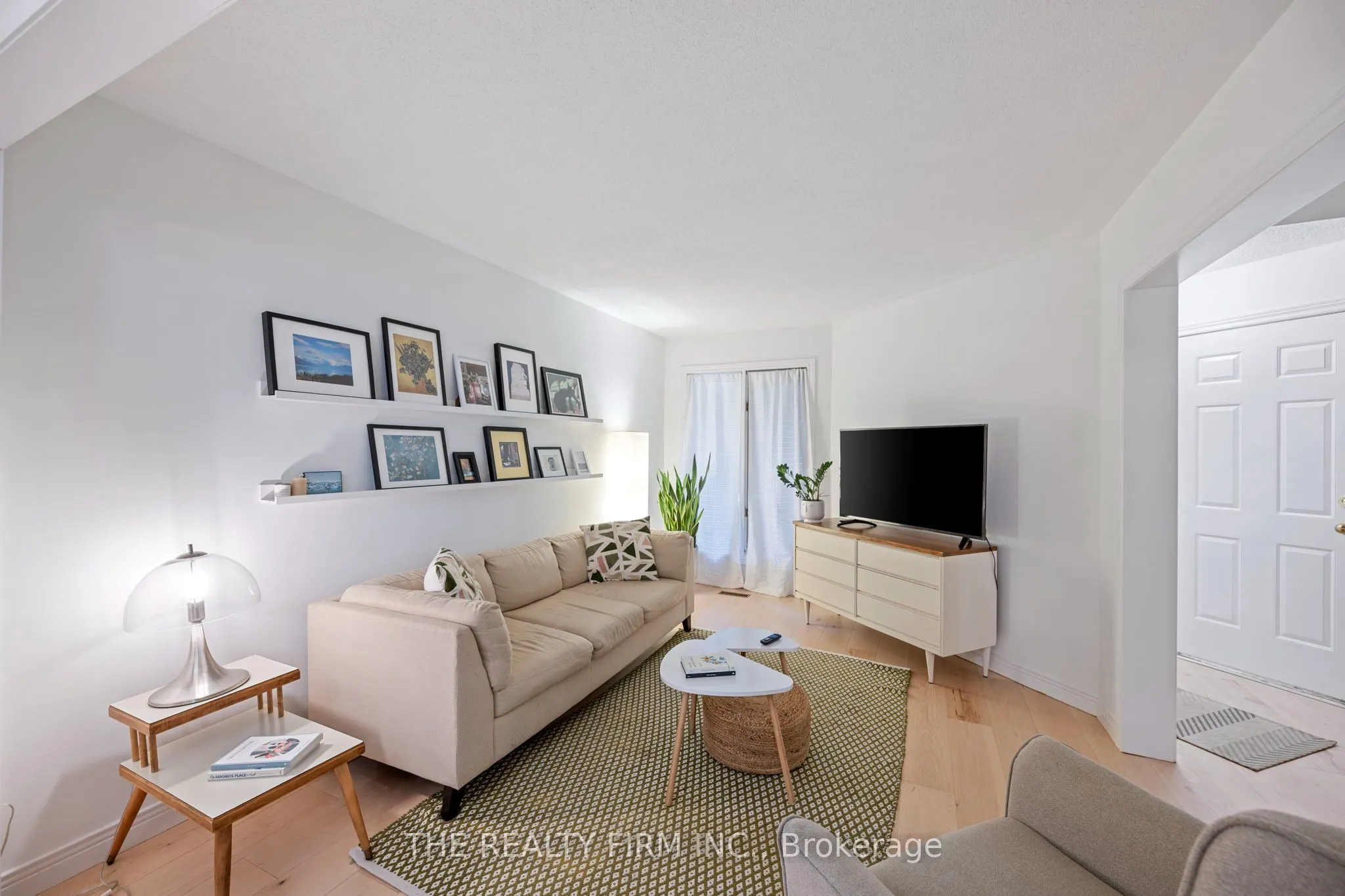 810 Maitland Street #12