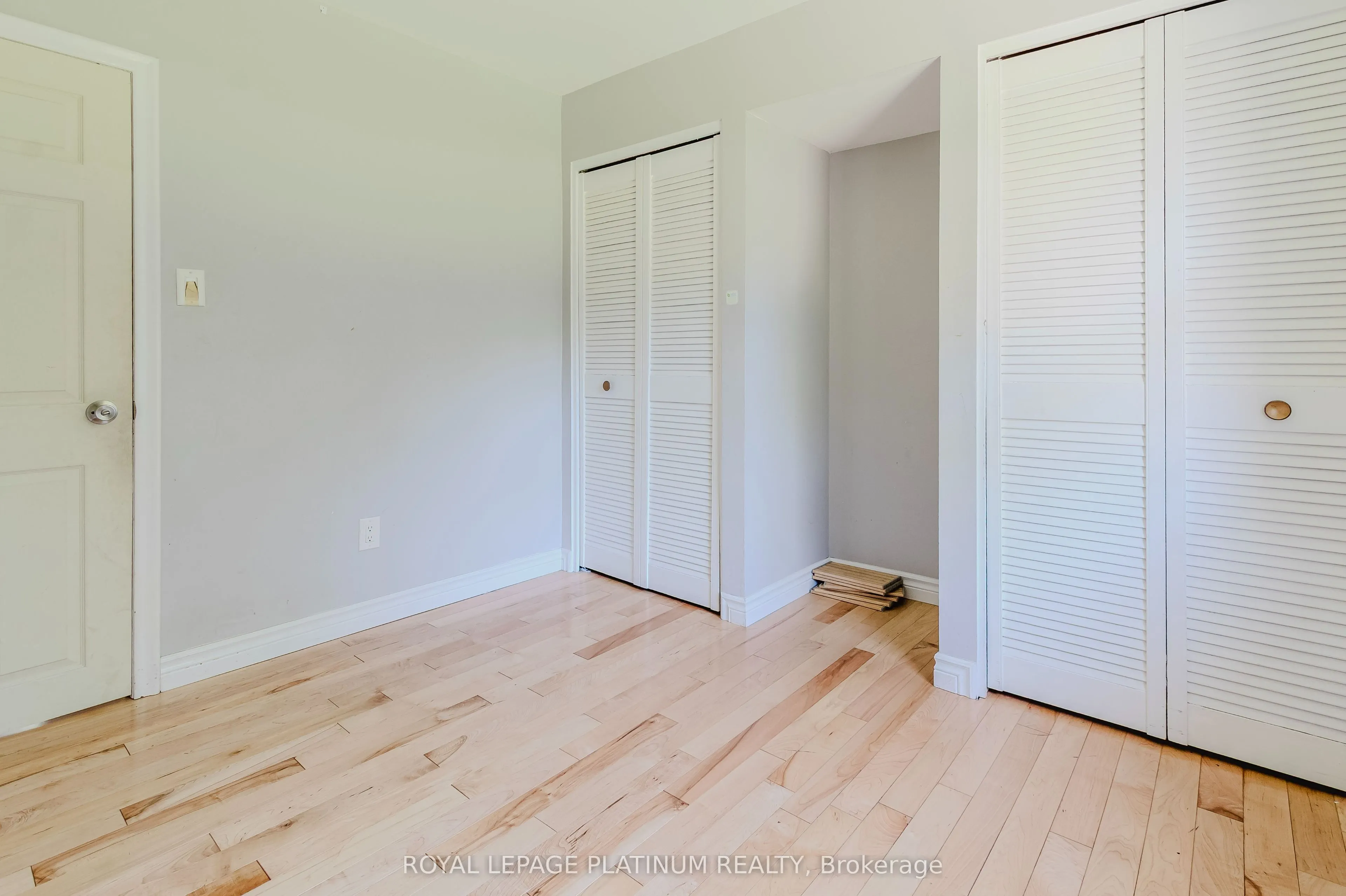 6 Varadi Avenue