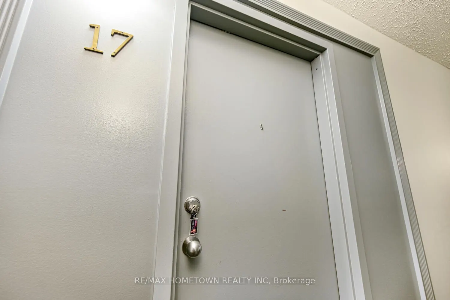 6 Charlotte Place #17