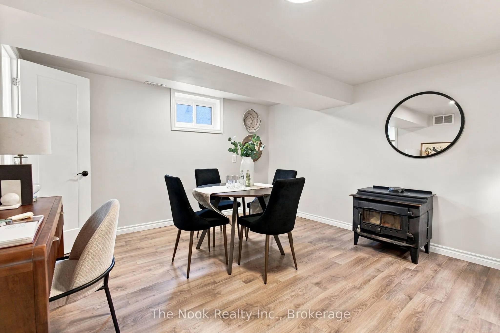 24 Cedar Ridge Drive