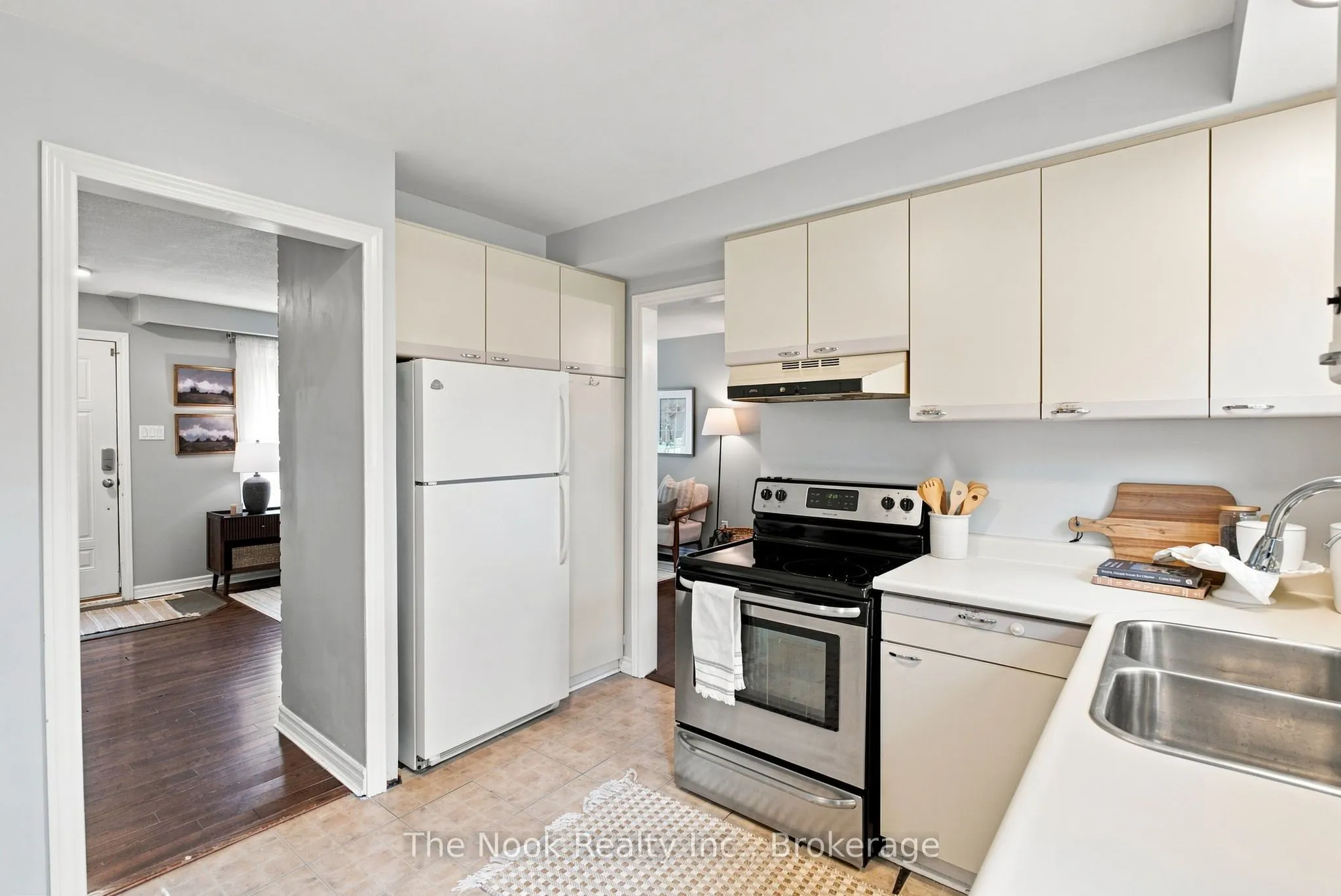 24 Cedar Ridge Drive