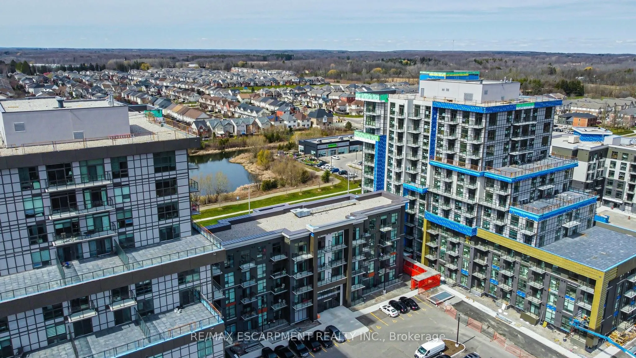 460 Dundas Street E #112