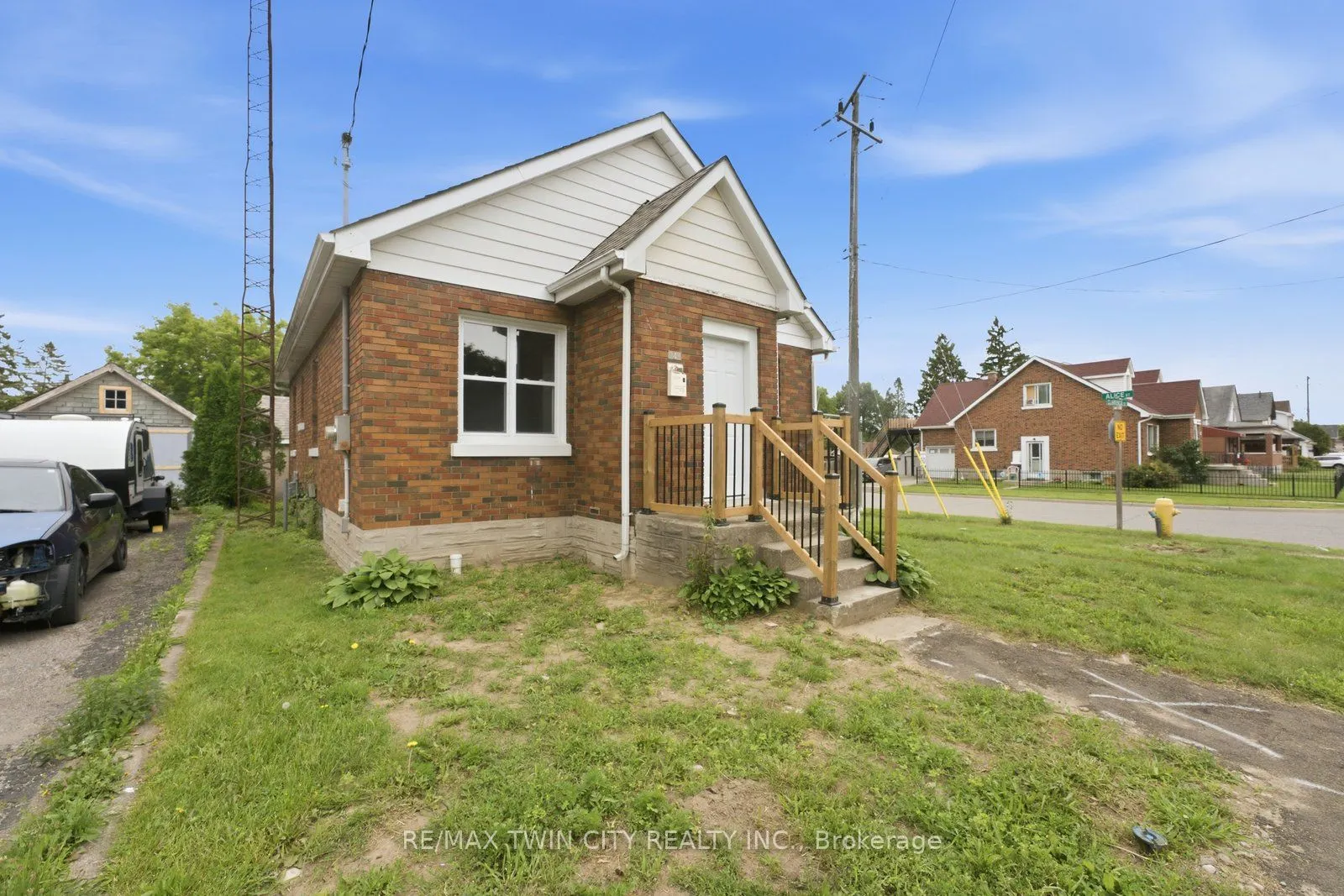249 Clarence Street