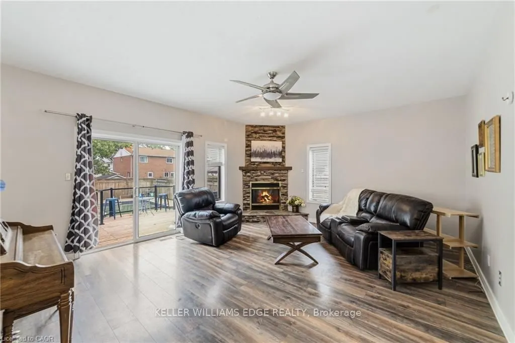 32 Clench Avenue