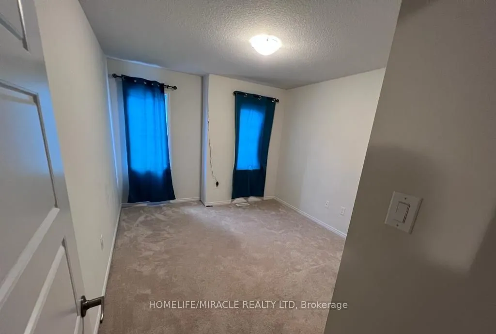 8702 Chickory Trail