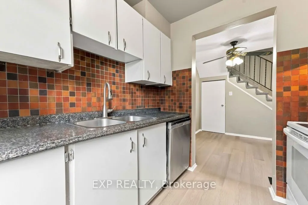 30A WOODVALE Green #30A