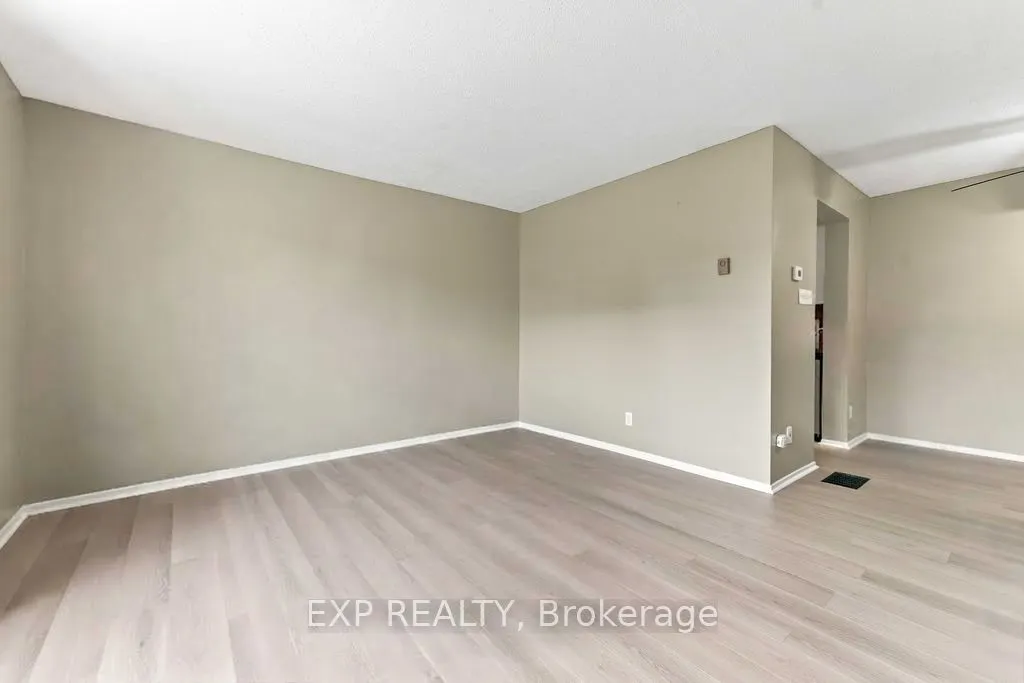 30A WOODVALE Green #30A