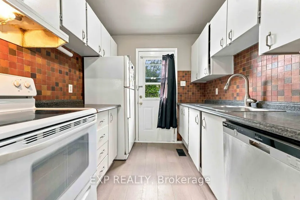 30A WOODVALE Green #30A