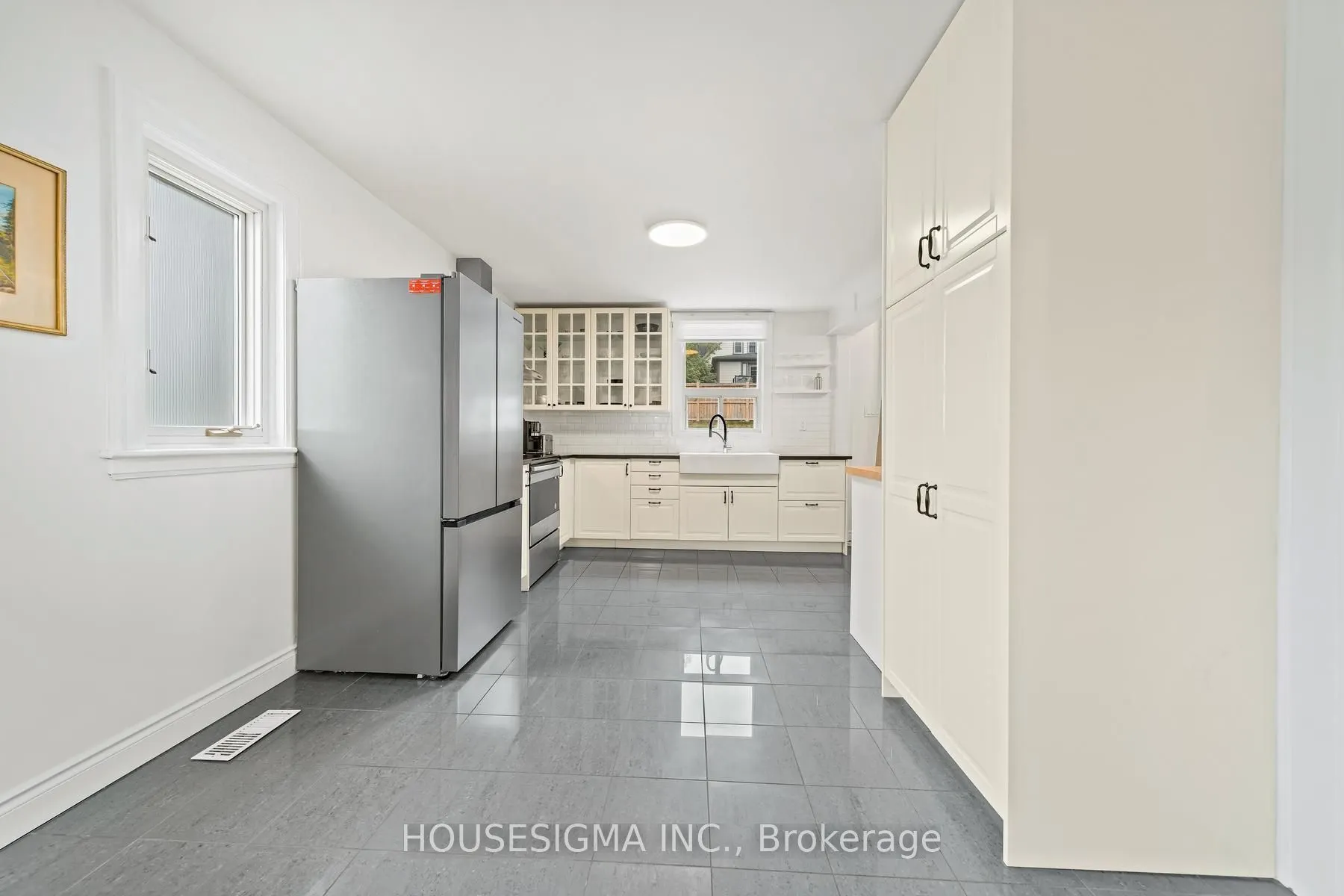 22 Arkledun Avenue