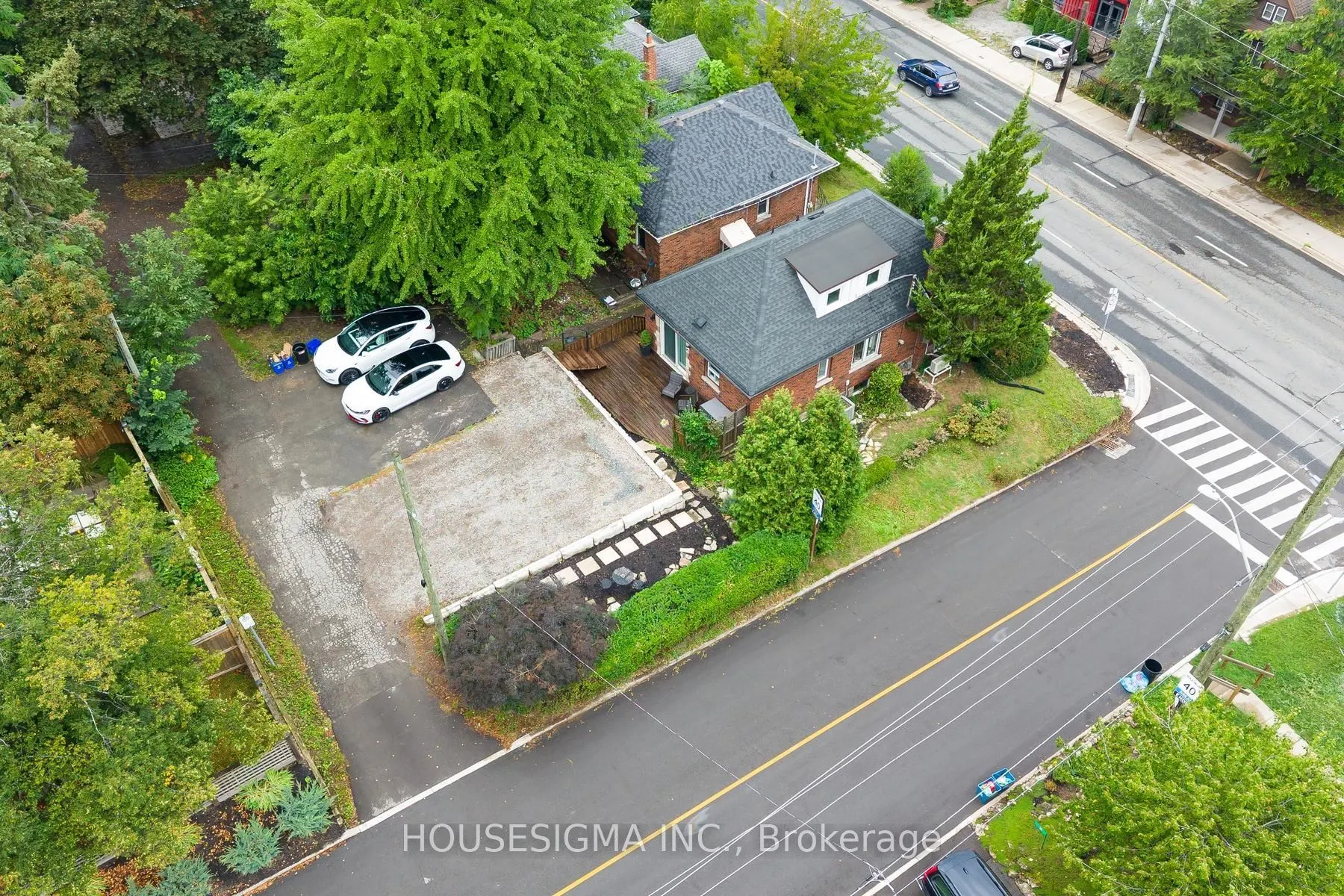 22 Arkledun Avenue