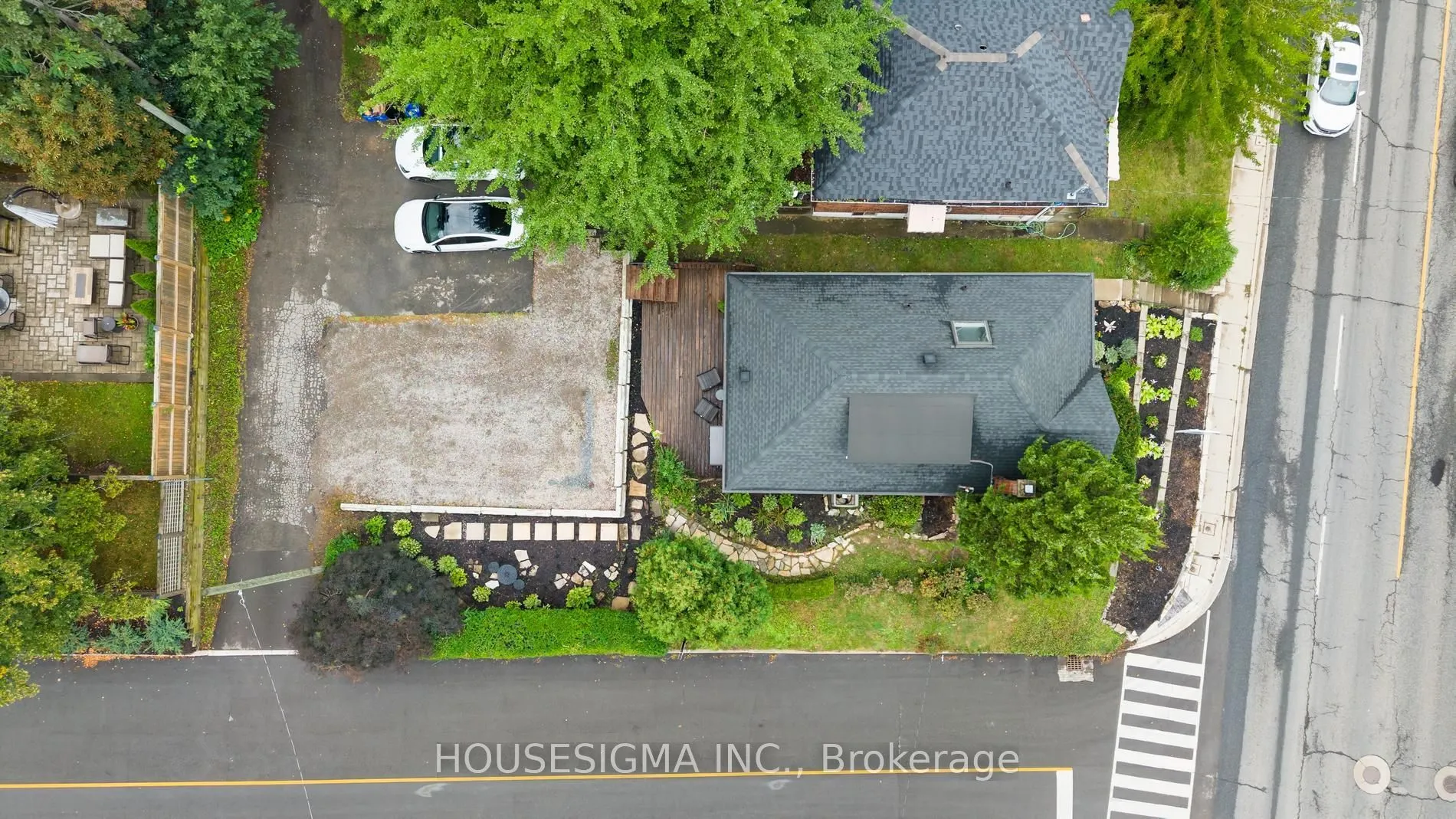 22 Arkledun Avenue