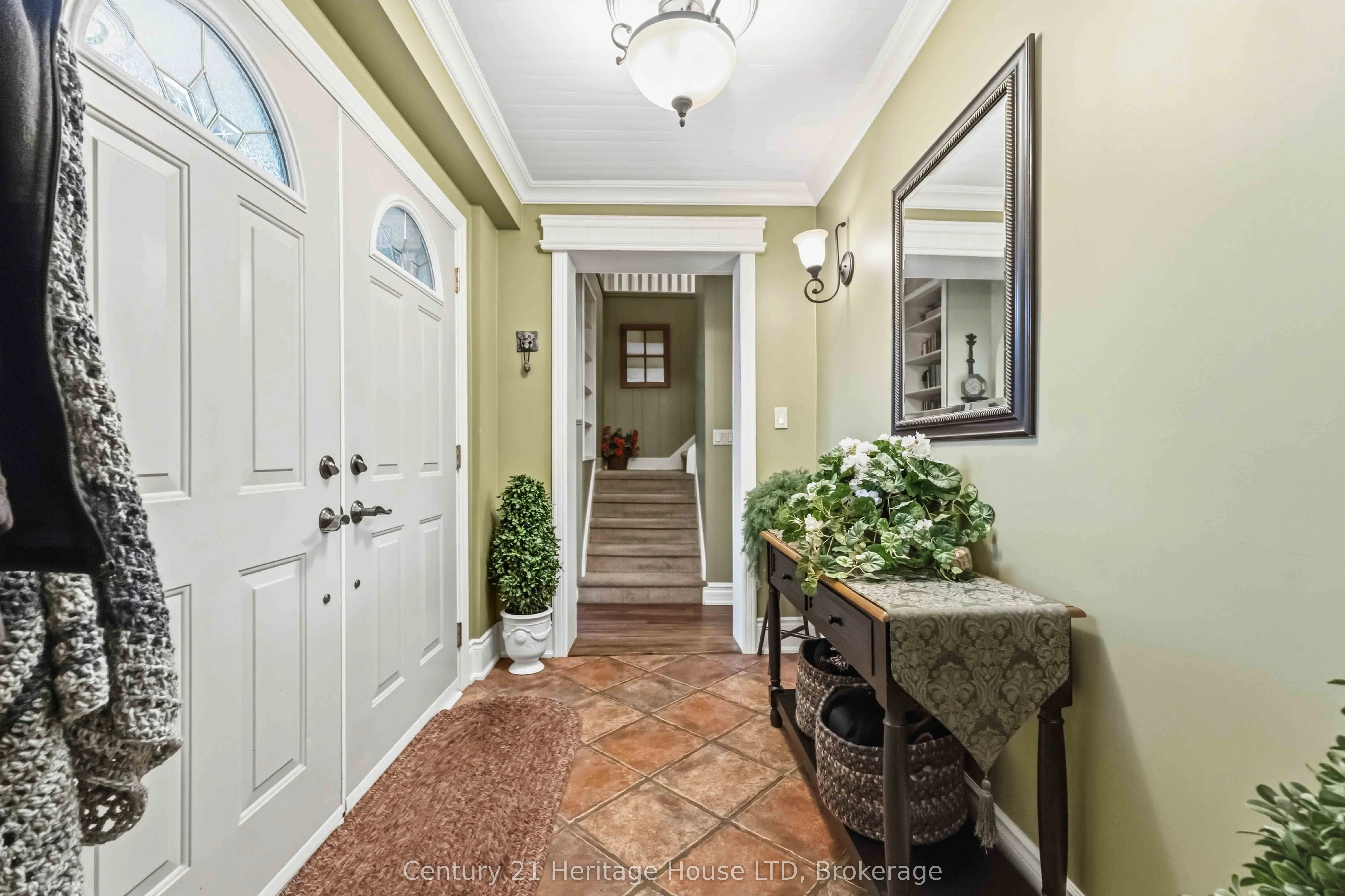 25 GLENVIEW Avenue