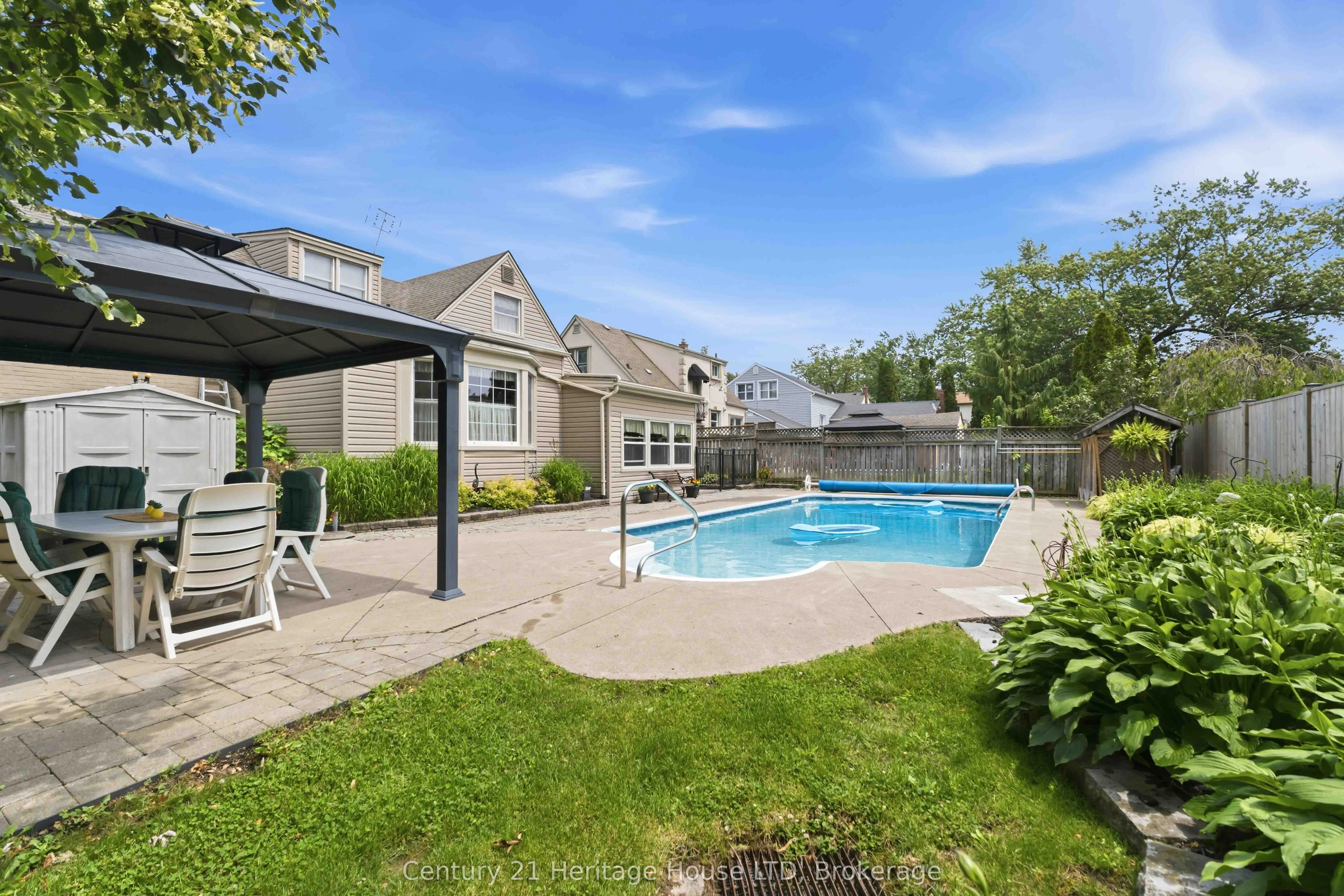 25 GLENVIEW Avenue