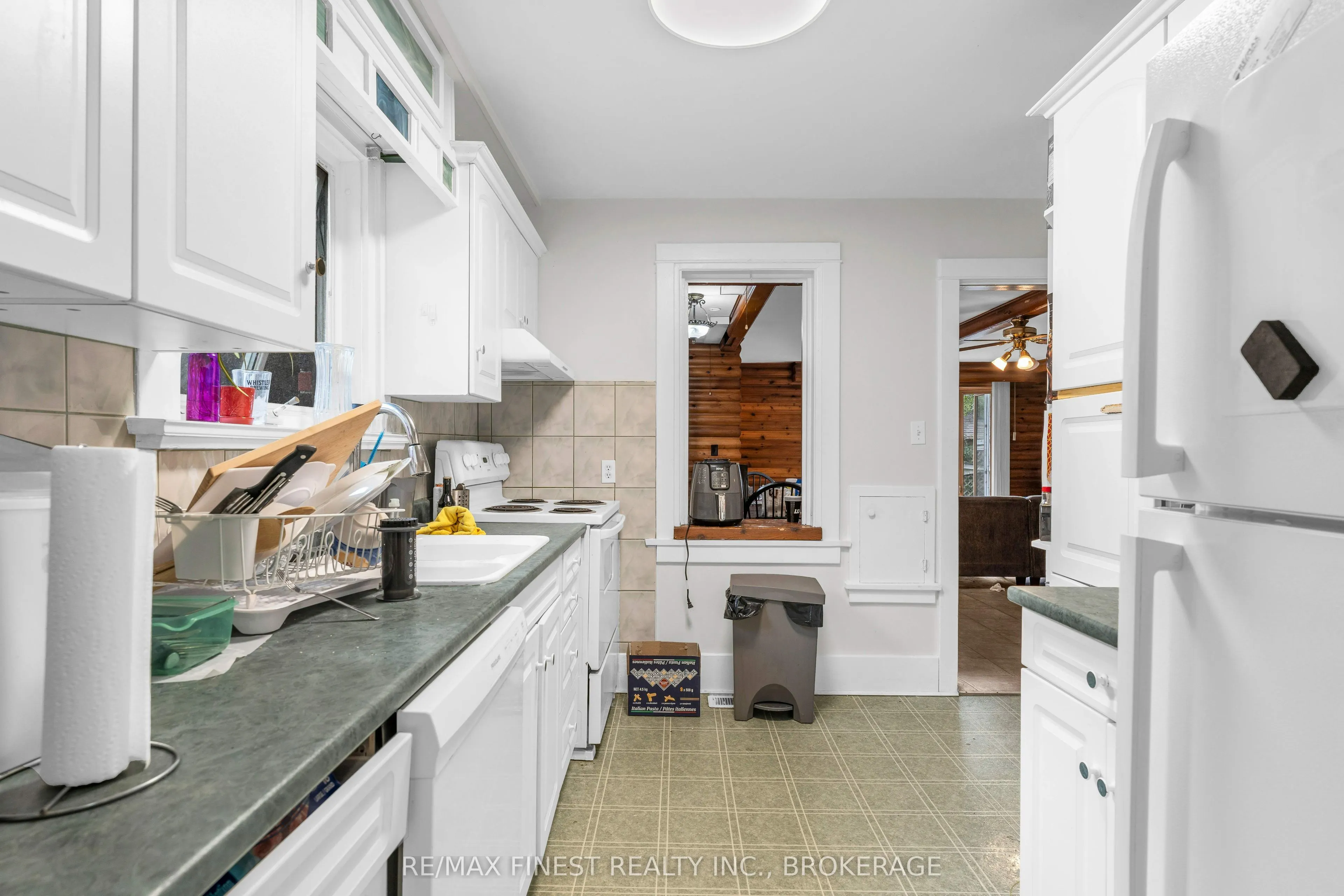 236 COLLINGWOOD Street