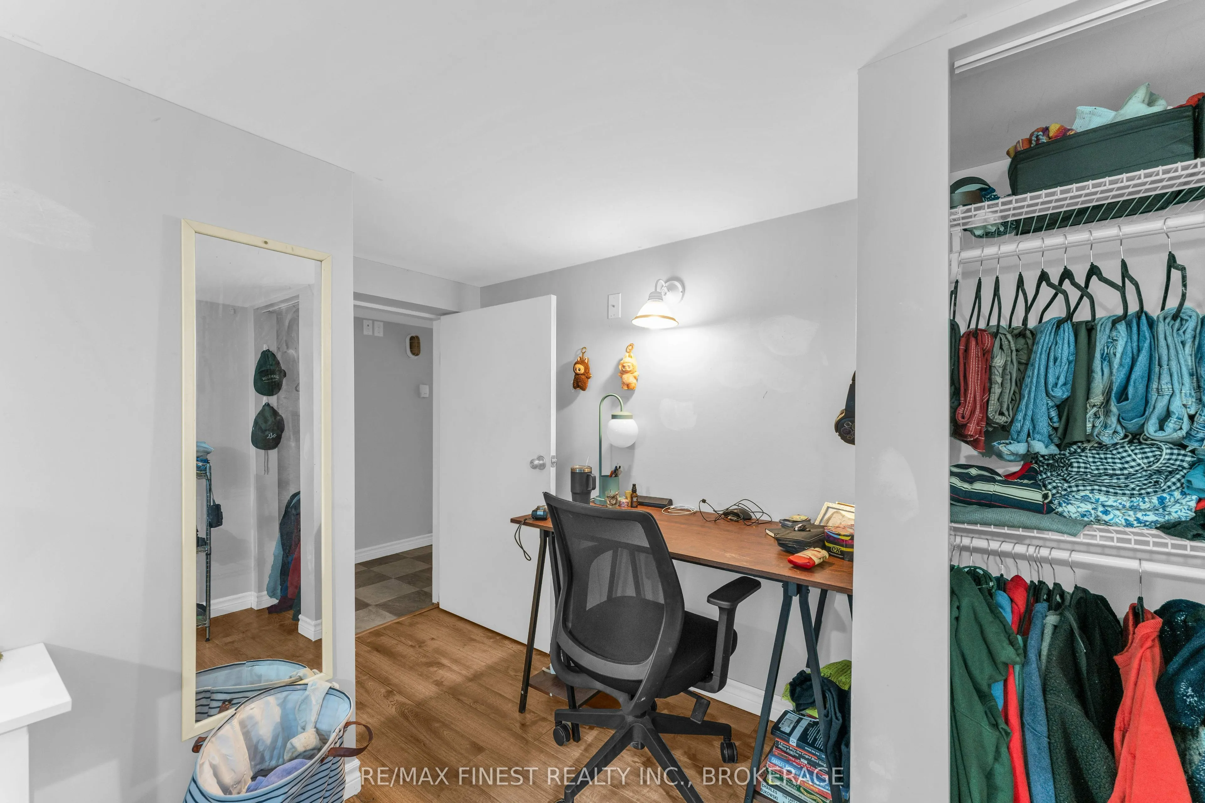 236 COLLINGWOOD Street