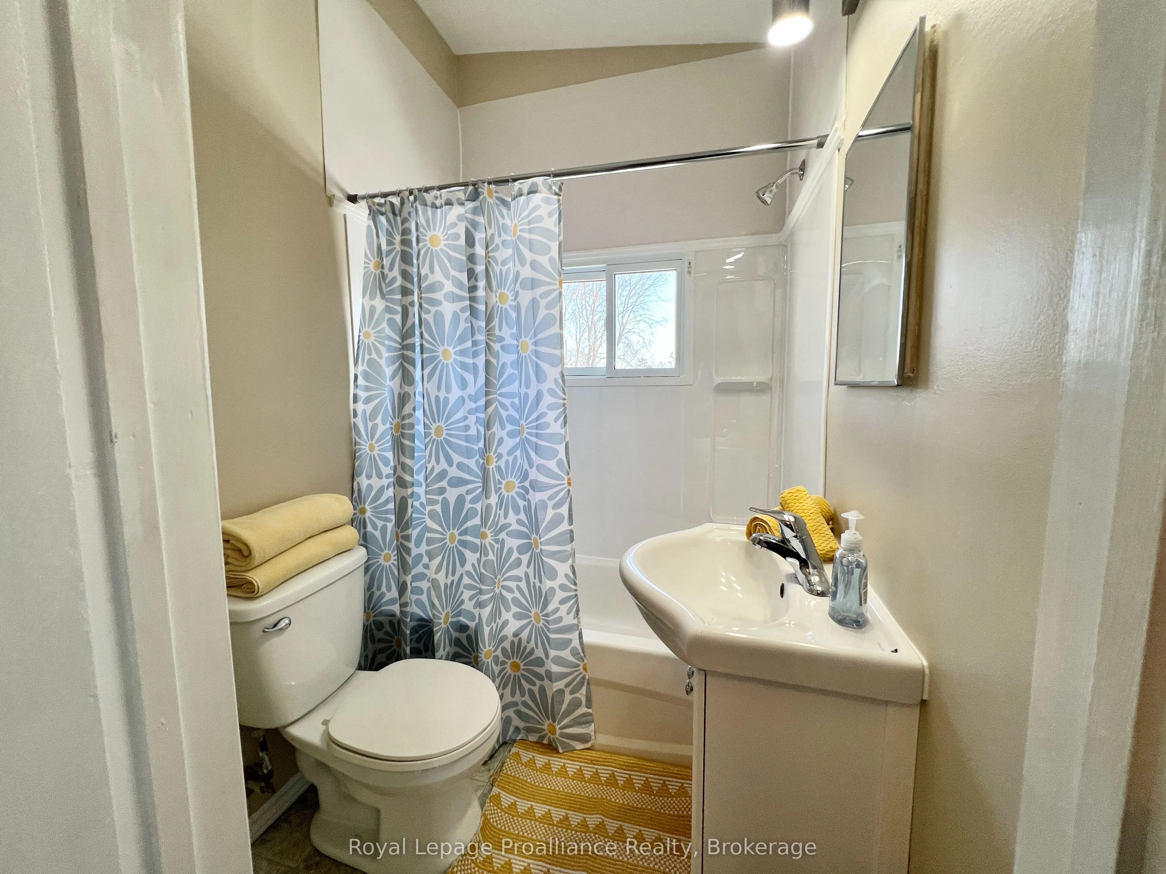 148 Lester Road #A