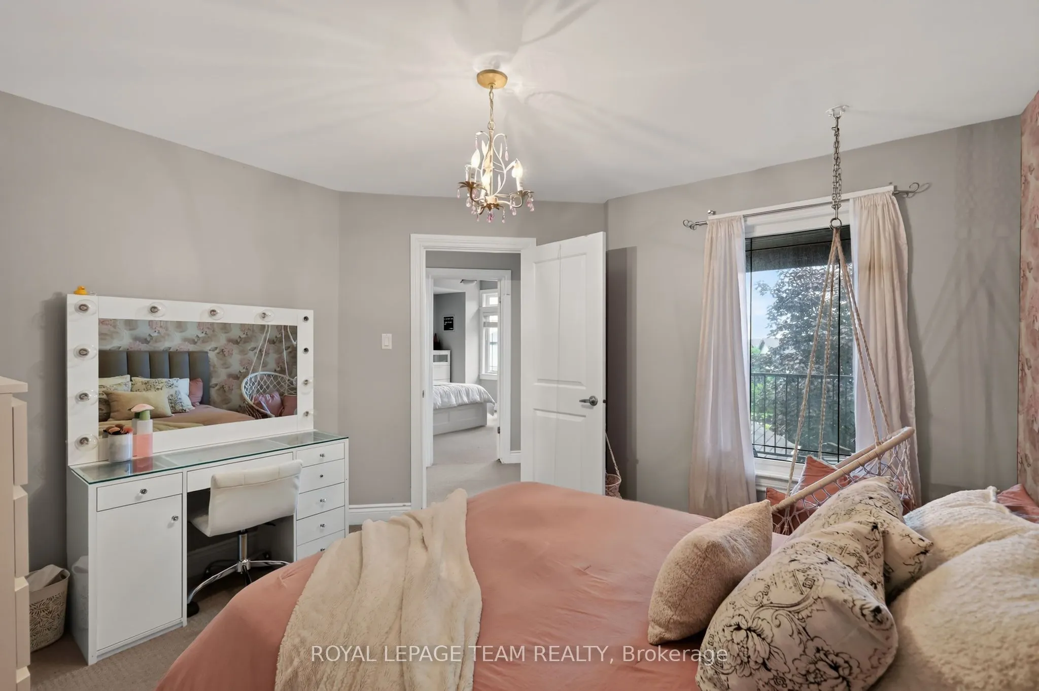 1034 Docteur Corbeil Boulevard