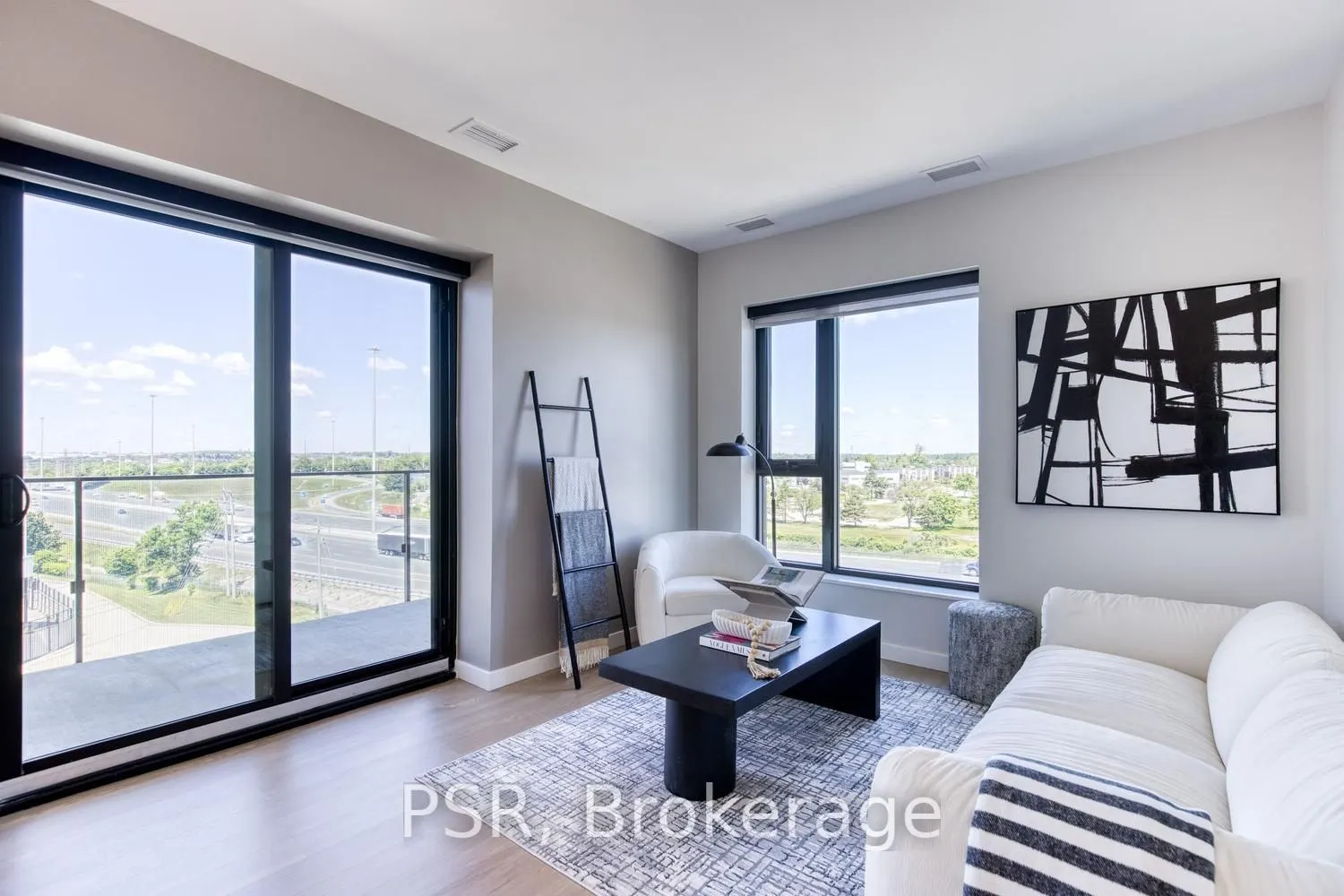 150 Hollywood Court #617