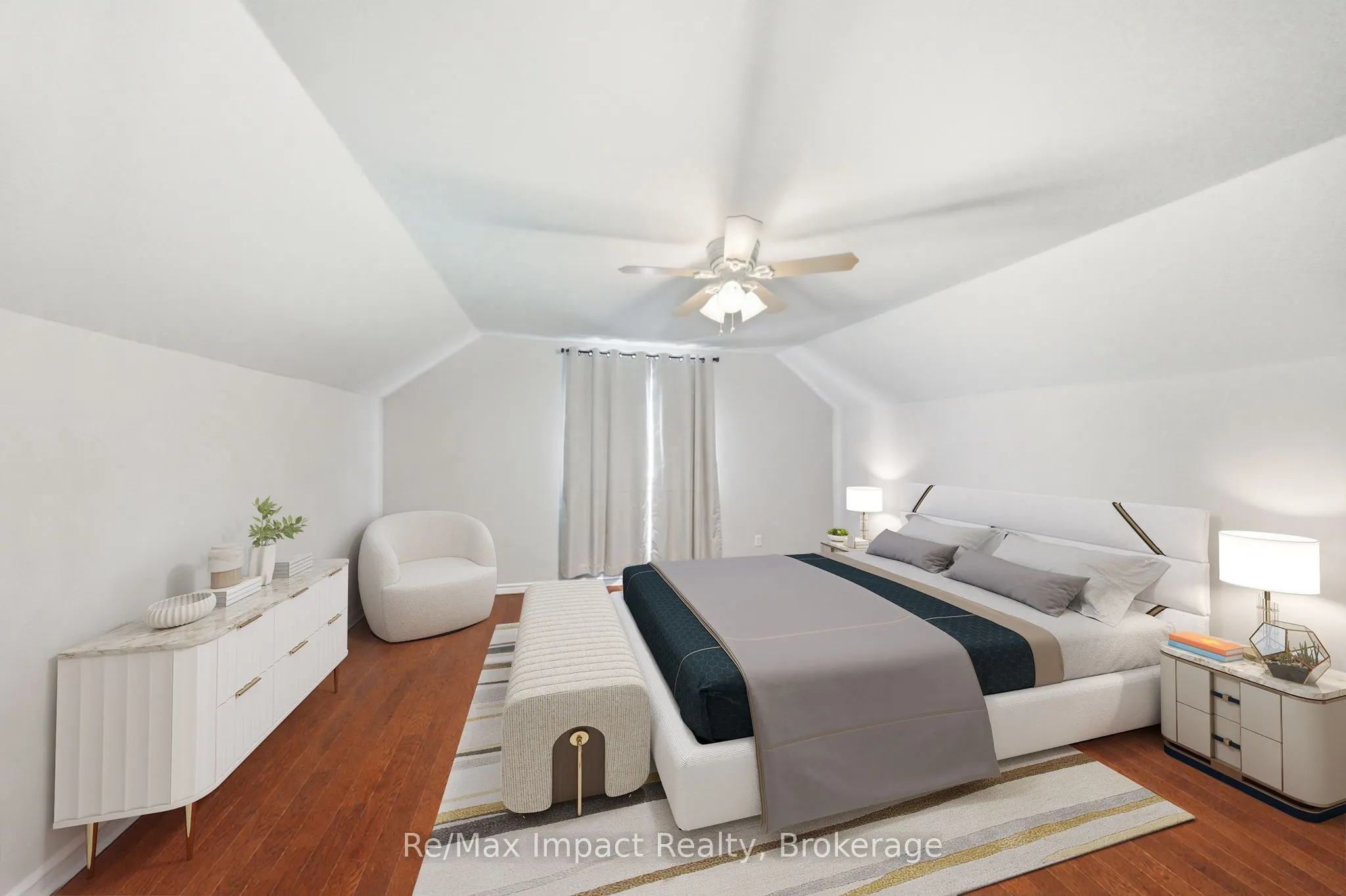 7 University Avenue E