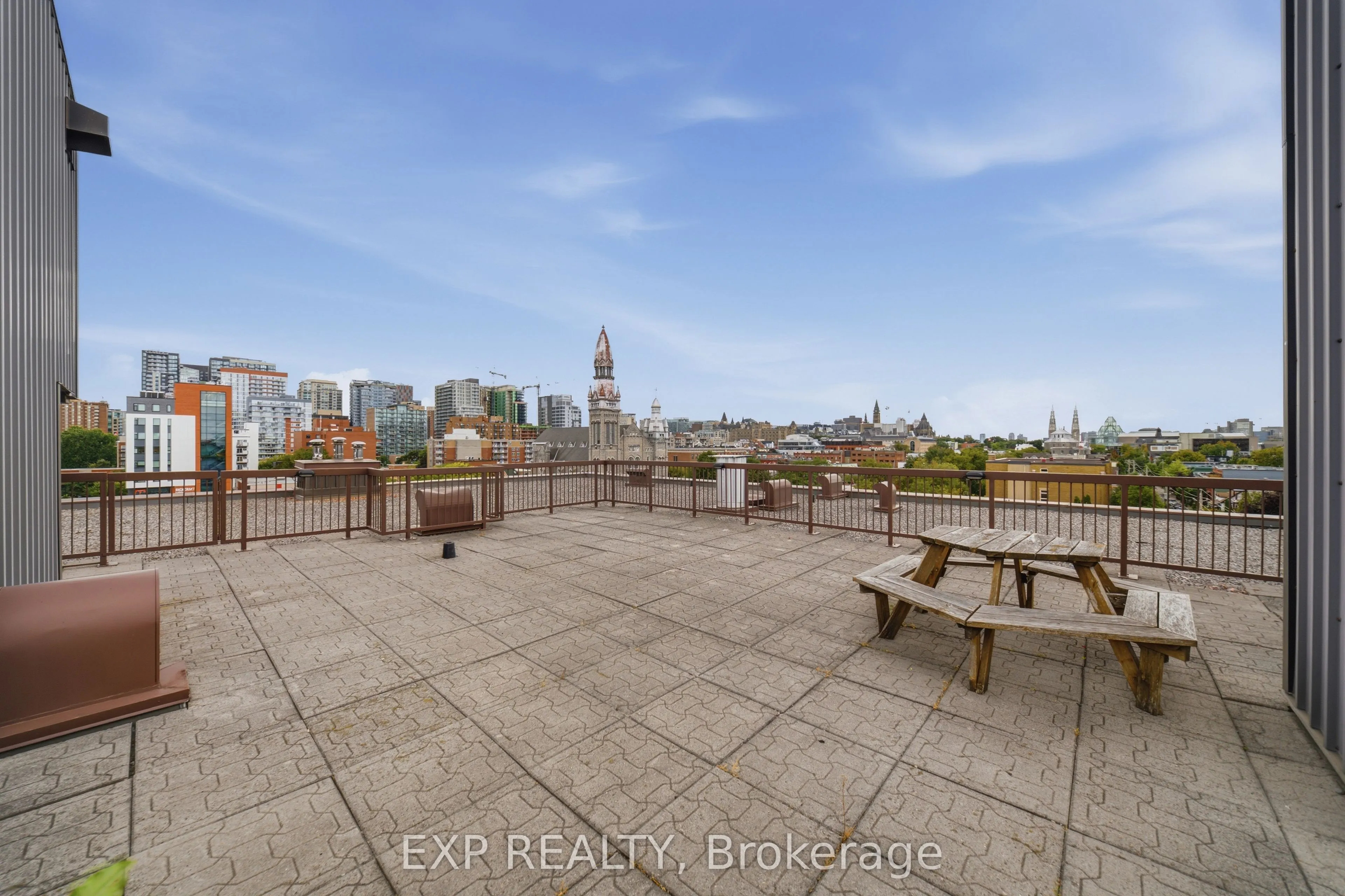 222 Guigues Avenue #401