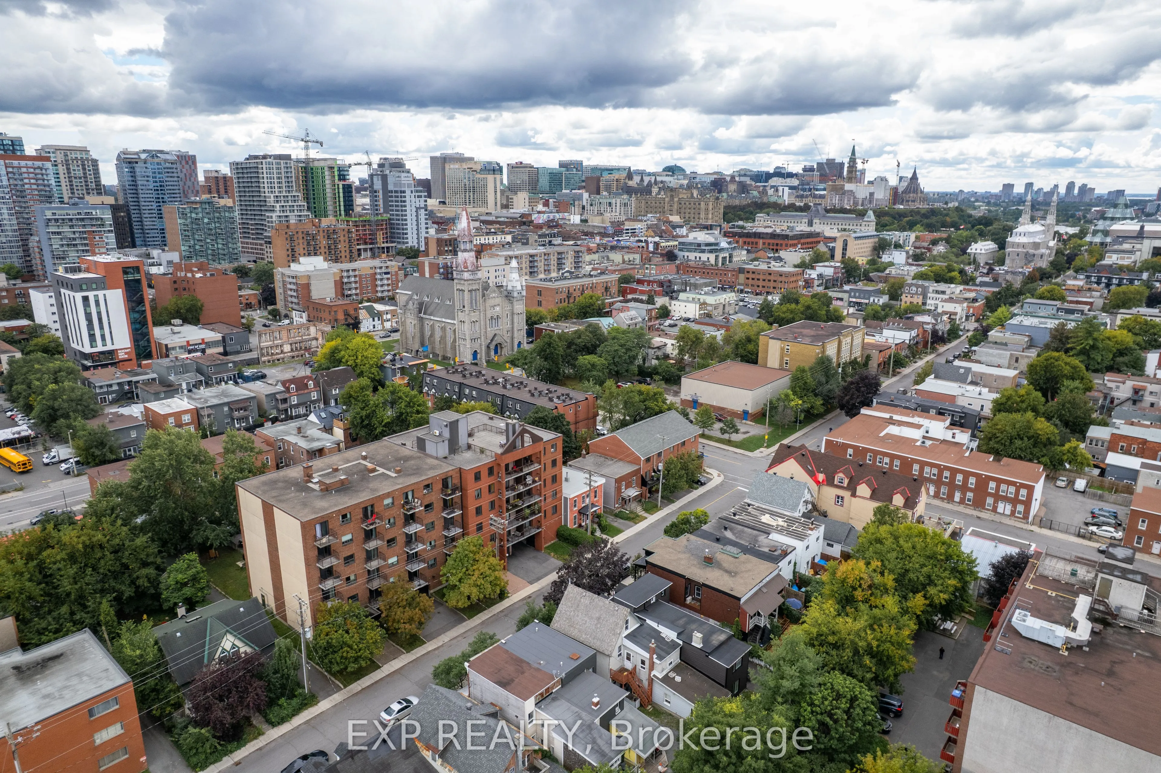 222 Guigues Avenue #401