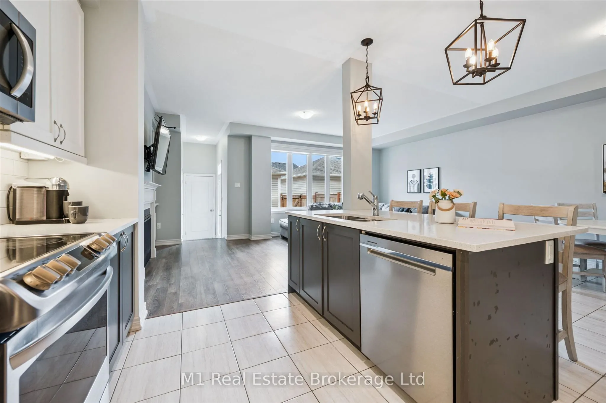 65 Elliot Avenue E #3