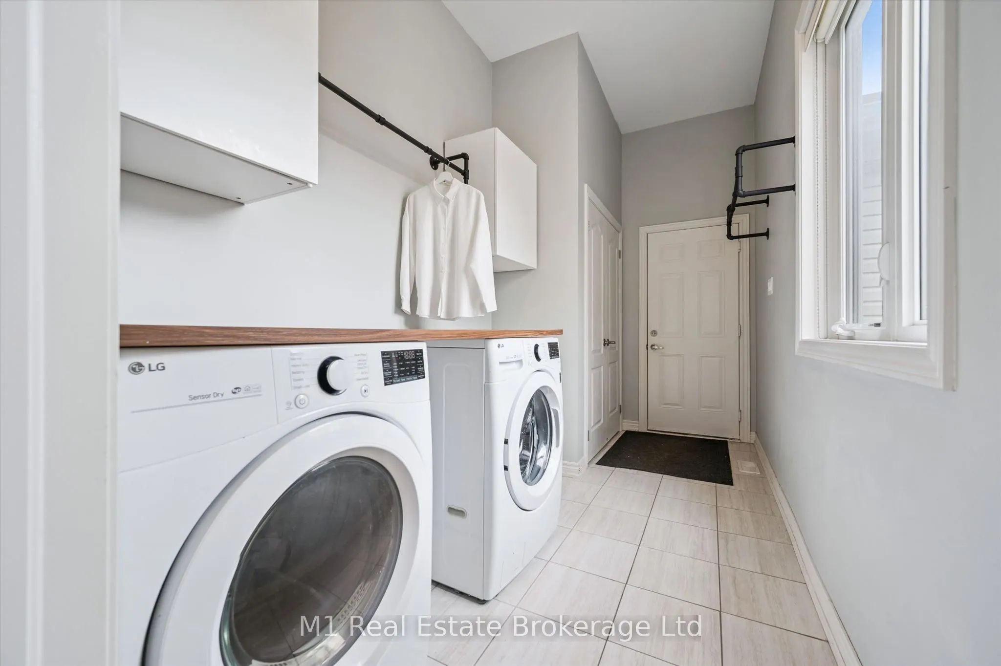 65 Elliot Avenue E #3