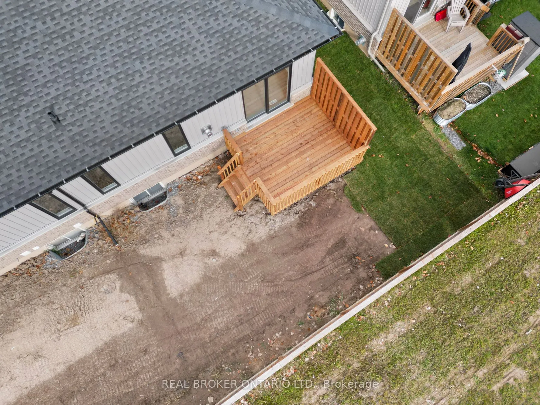 26 AUSTIN Drive